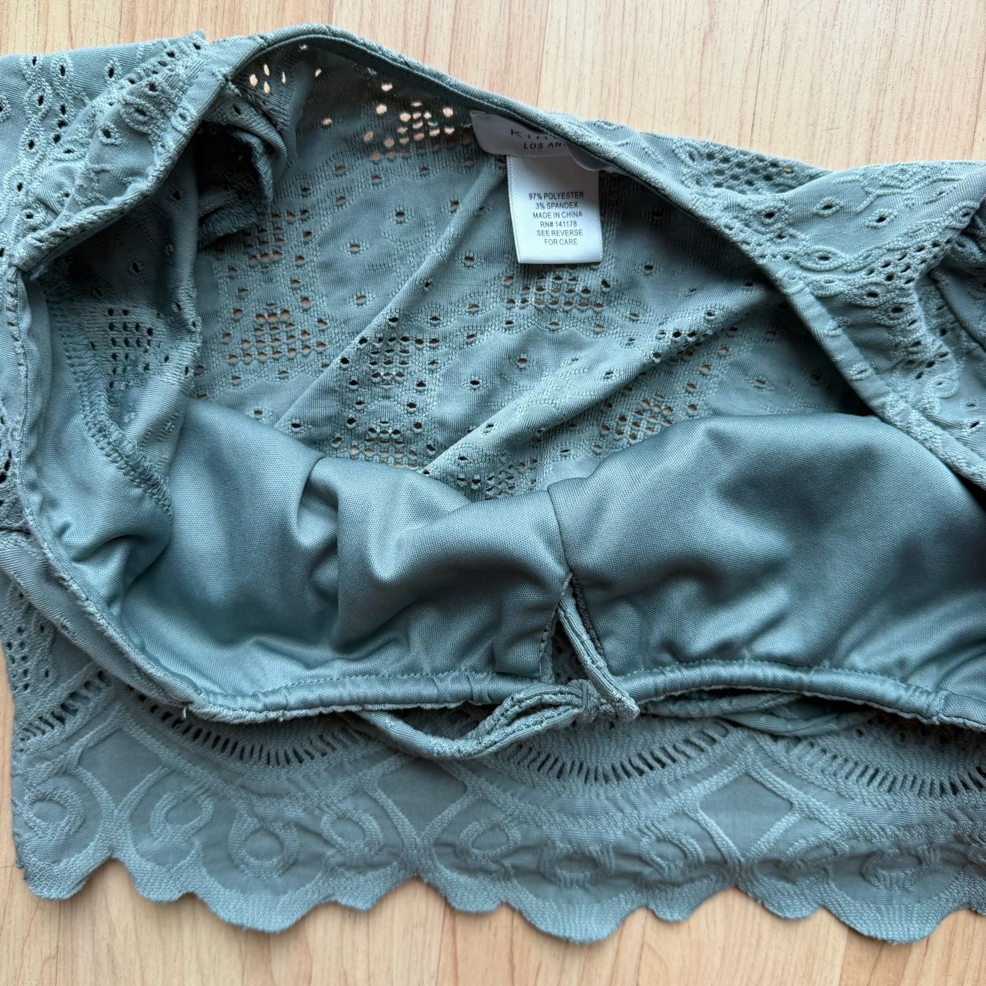 Kirious Los Angeles Long Sleeve Eyelet Crop Top 4