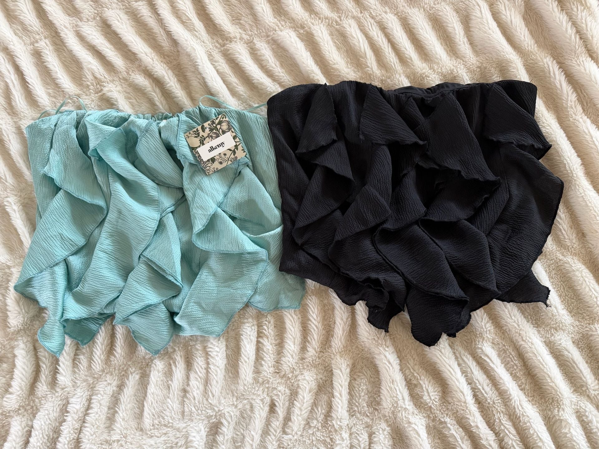 Set of 2 Alkeny Ruffle Strapless Tops | Size Large 2