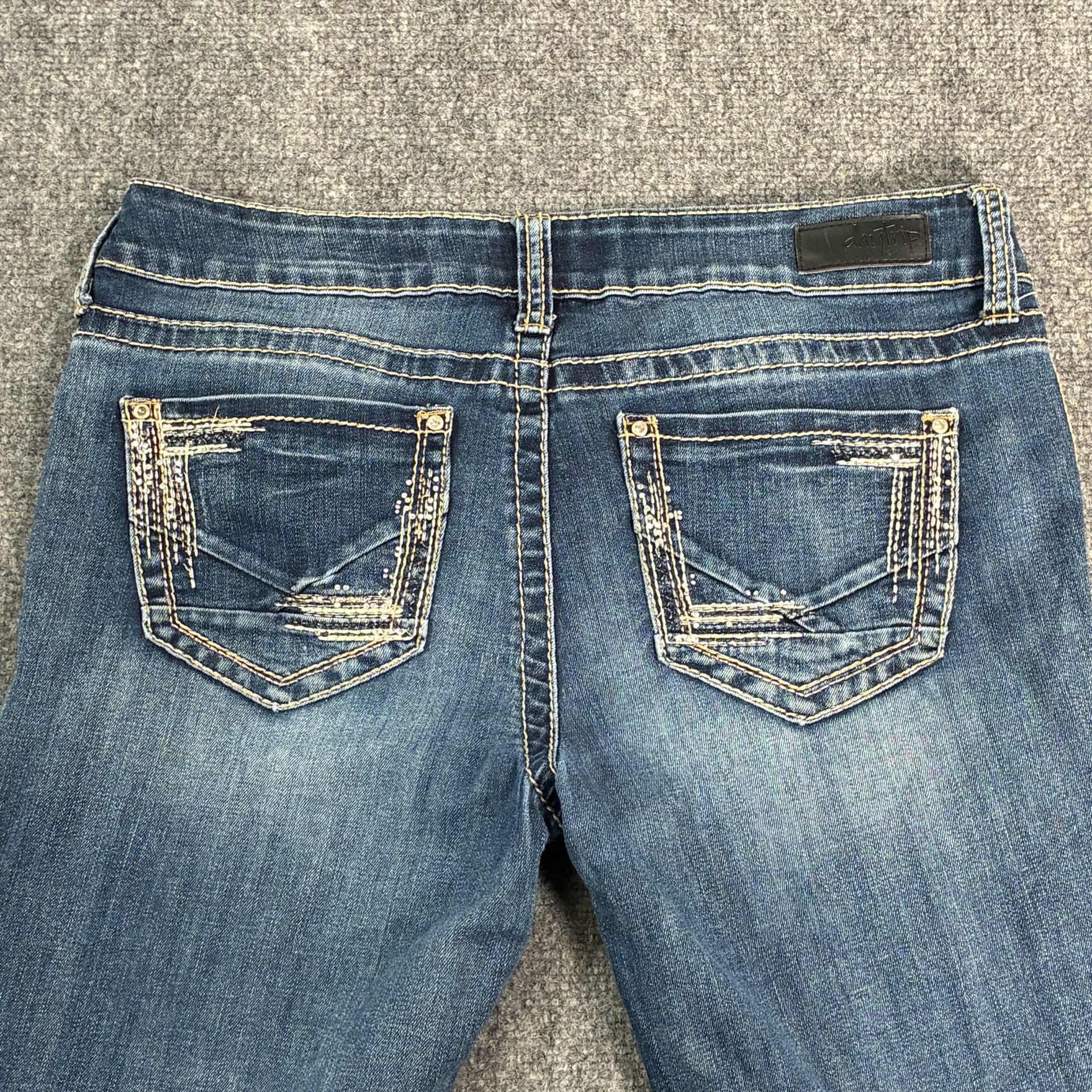 Daytrip Virgo Bootcut Jeans 10