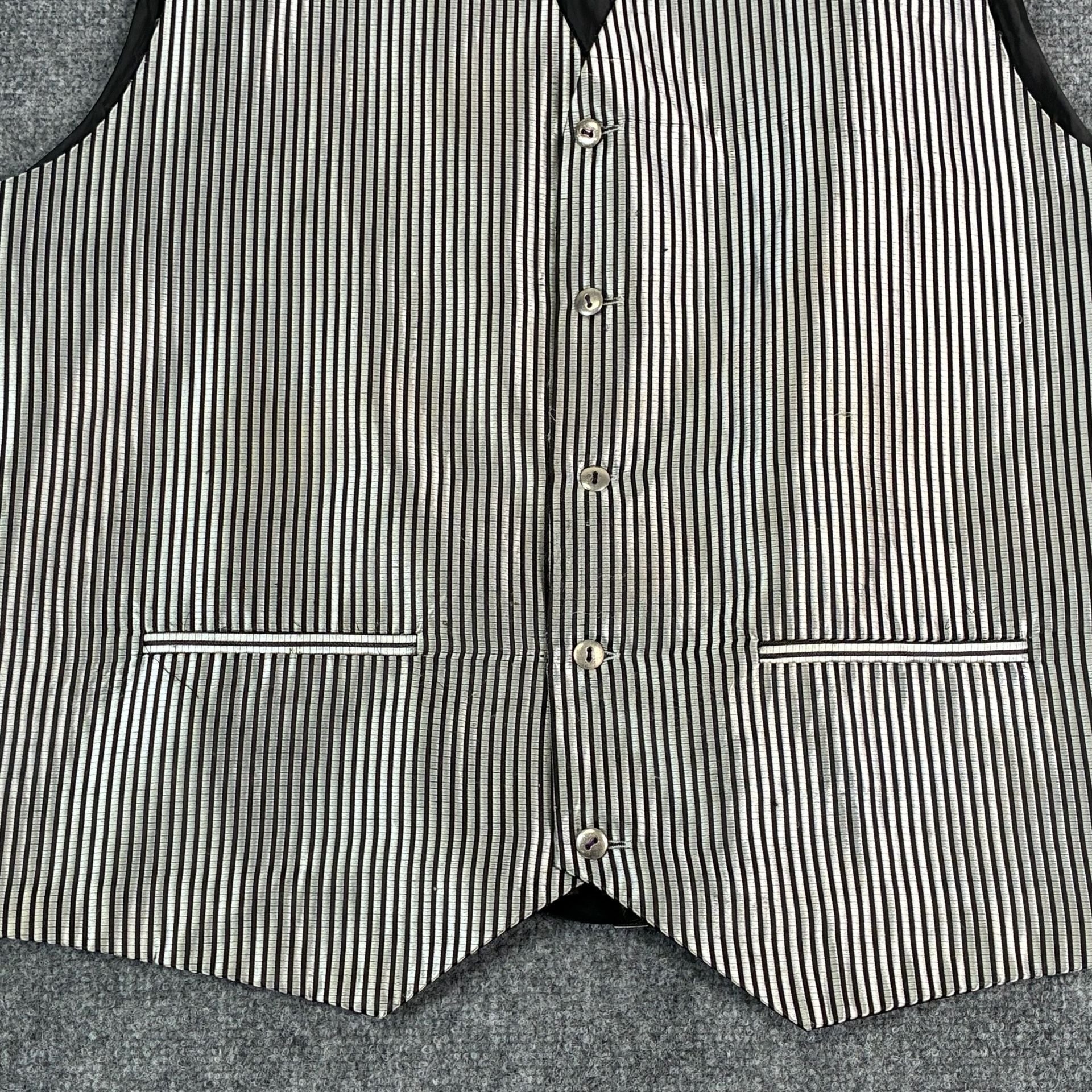 Umo Lorenzo Formalwear Striped Vest XXL 4