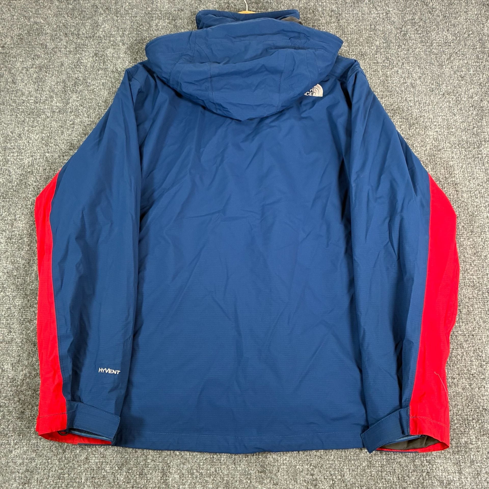 The North Face HyVent Blue and Red Hooded Jacket 6