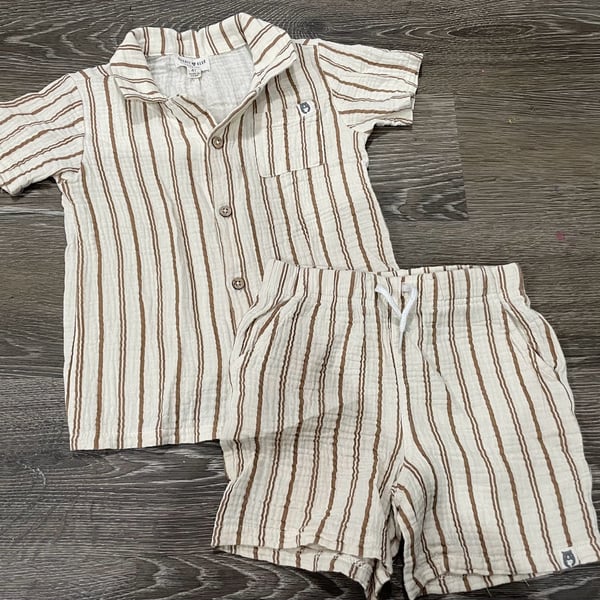 Size 4 Toddler Rabbit & Bear Organic Striped Linen Top & Shorts Set