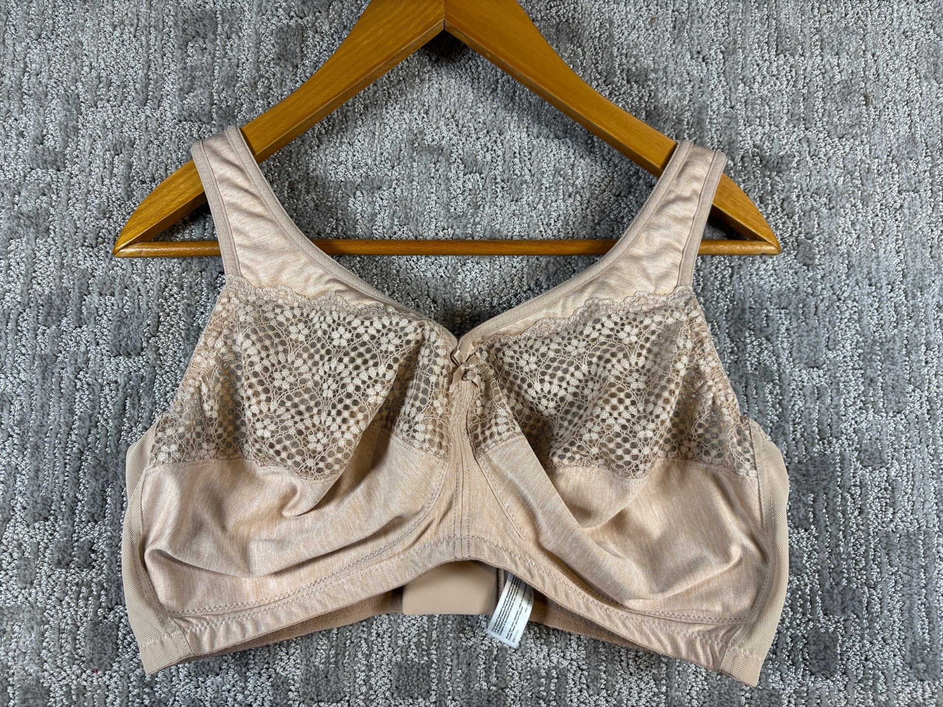 Glamorise MagicLift Moisture Control Wire-Free Bra 1064 Cafe 40F 216 2