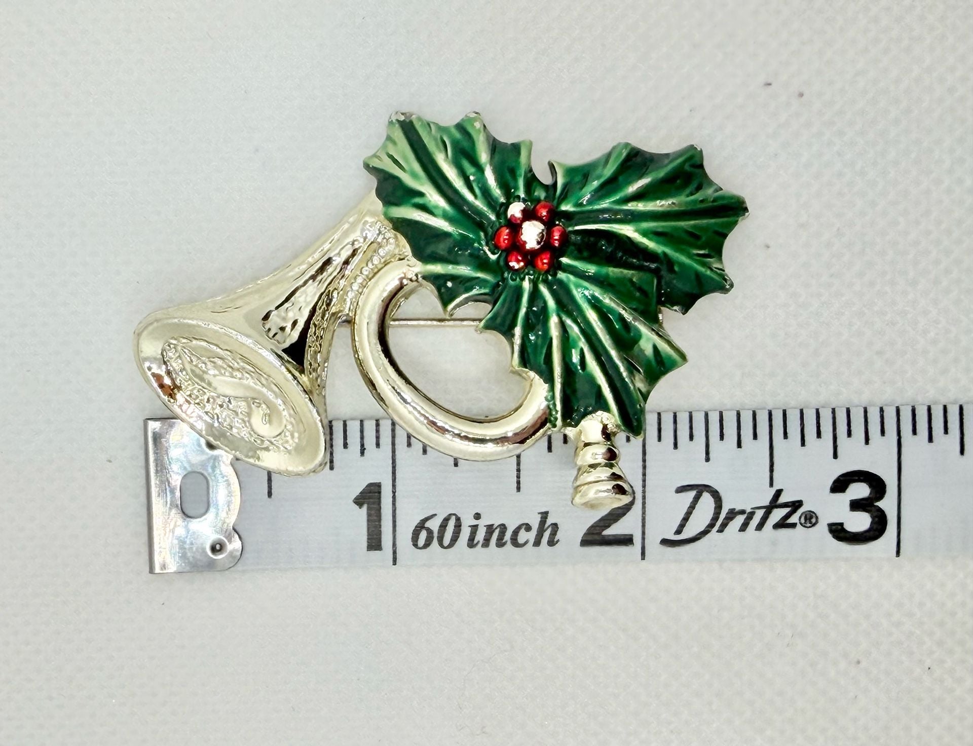 Vintage Gerry's Gold Tone Enamel French Horn Holly Berries Christmas Brooch Pin 6