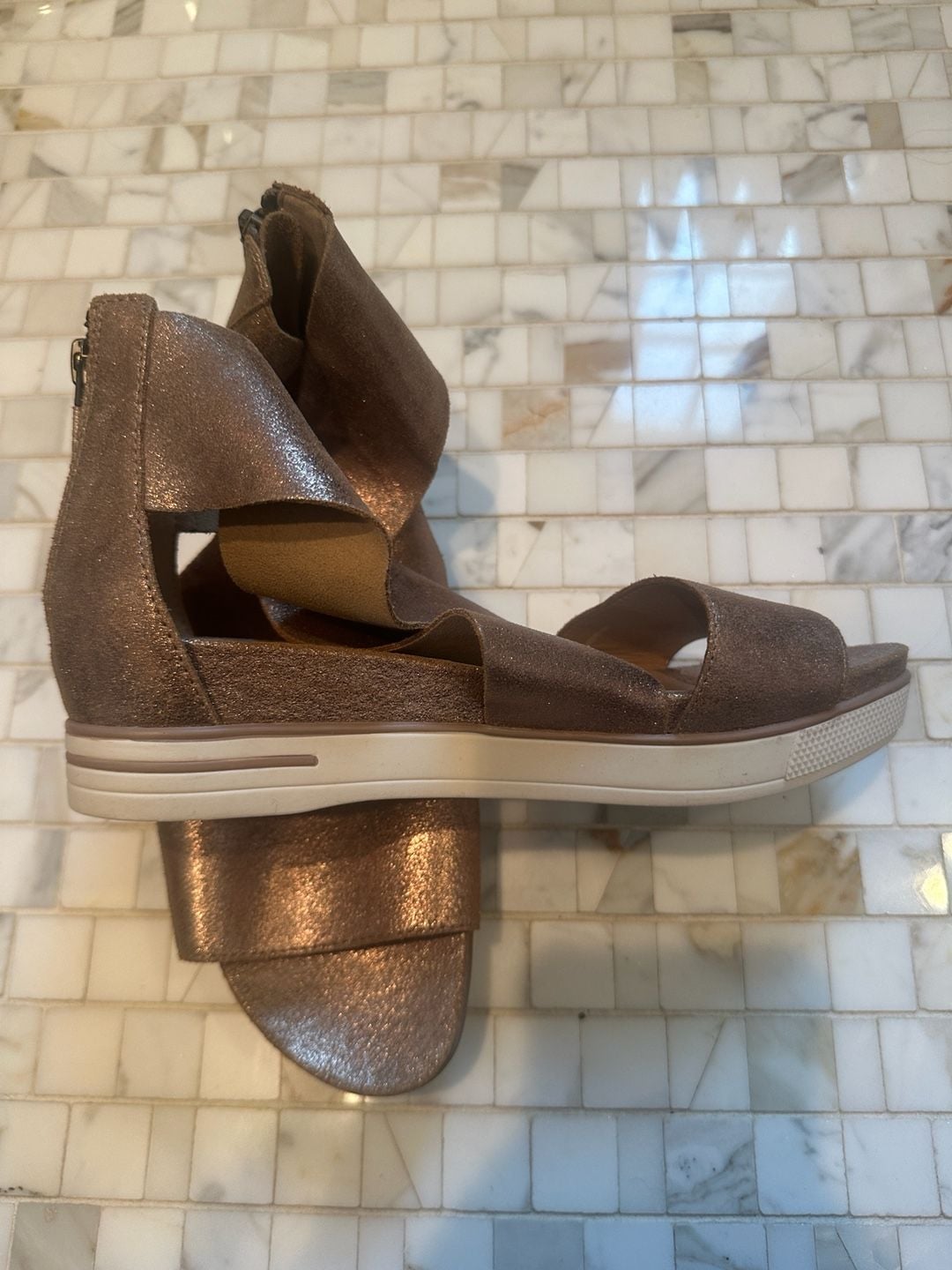 Eileen Fisher Gold Metallic Sport Platform Sandal Leather Women's Size 7.5 3