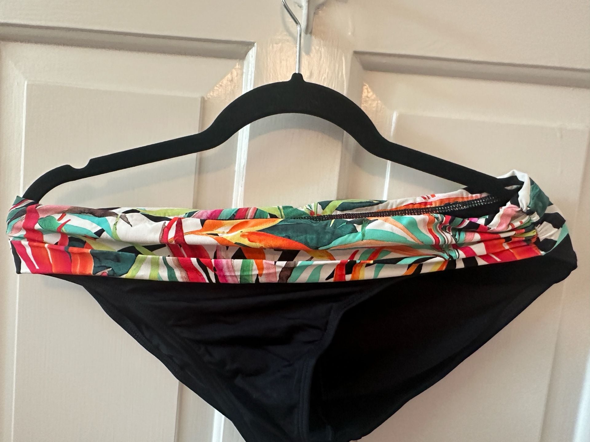 La Blanca Tropical Print Bikini 5