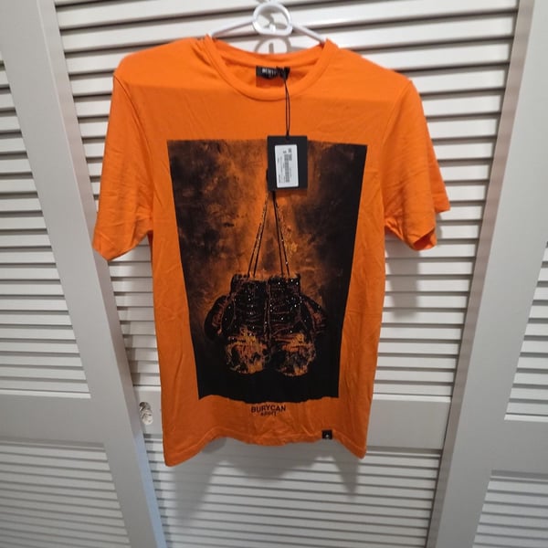 Burycan Sport Orange Graphic Print Boxing Gloves T-Shirt with Tags