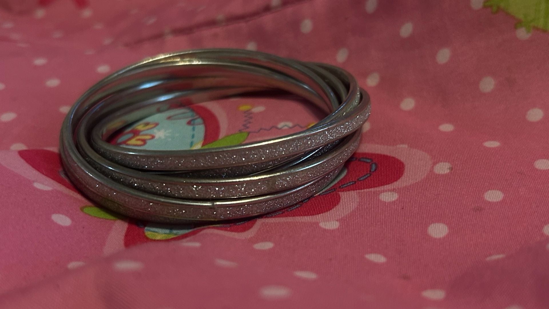 Silver Tone Glitter Set of 6 Interlocking Bangle Bracelets 2