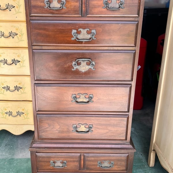 Vintage Wooden Tall Chest of Drawers with 7 Drawers