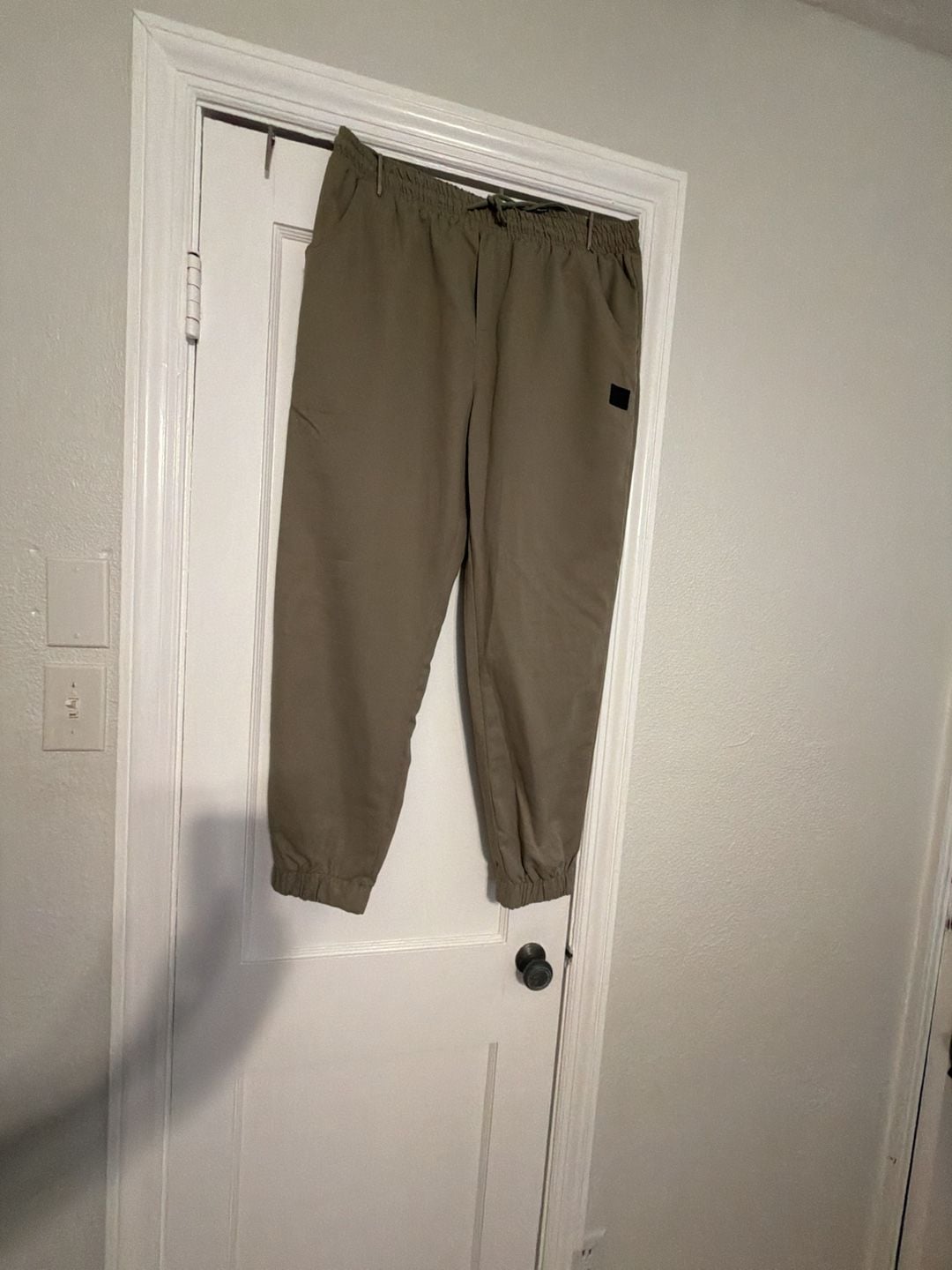 Manfinity Homme Men's Jogger Pants With Patch Pockets And Elastic Cuffs Khaki 2