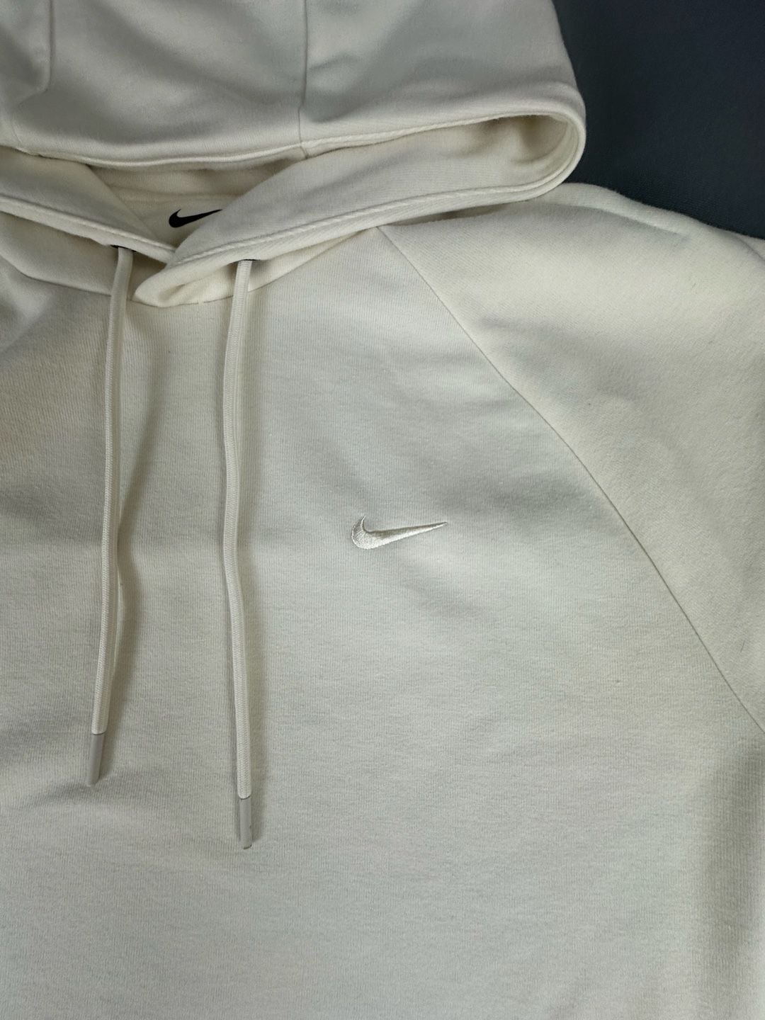 Nike Dri-Fit Mini Swoosh Cream Pullover Hoodie Men's Size Medium 4