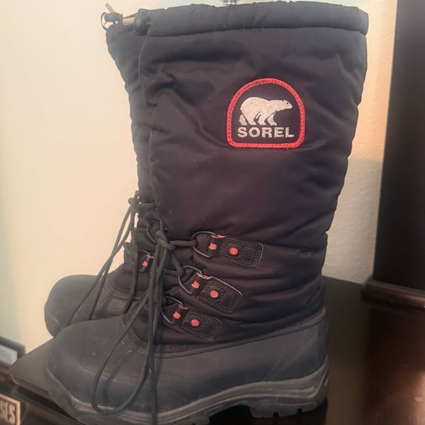Sorel Glacier XT Women's Waterproof Insulated Snow Boot Size 9 (NL2134-010)