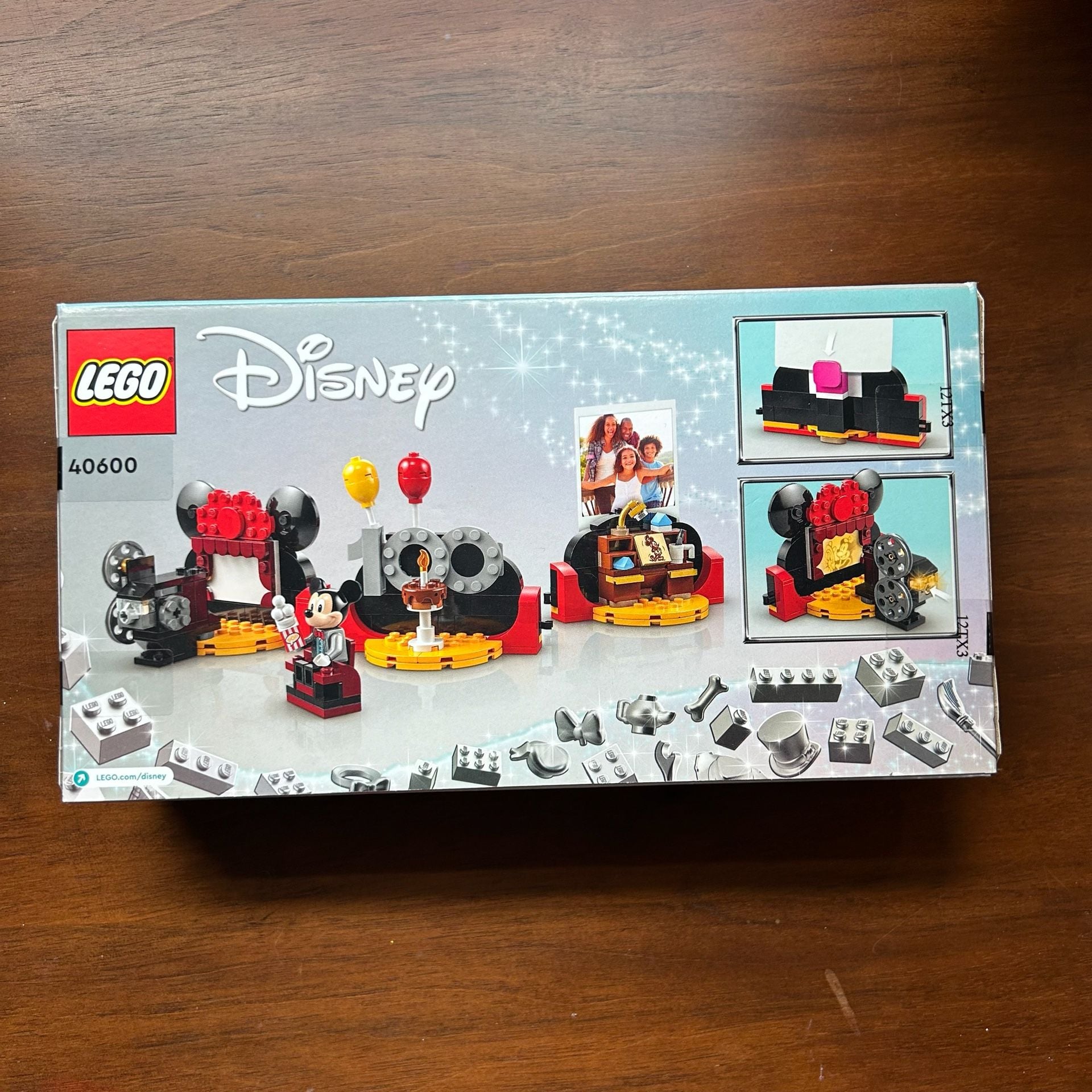 LEGO Disney 100 Years Celebration Set 40600 5