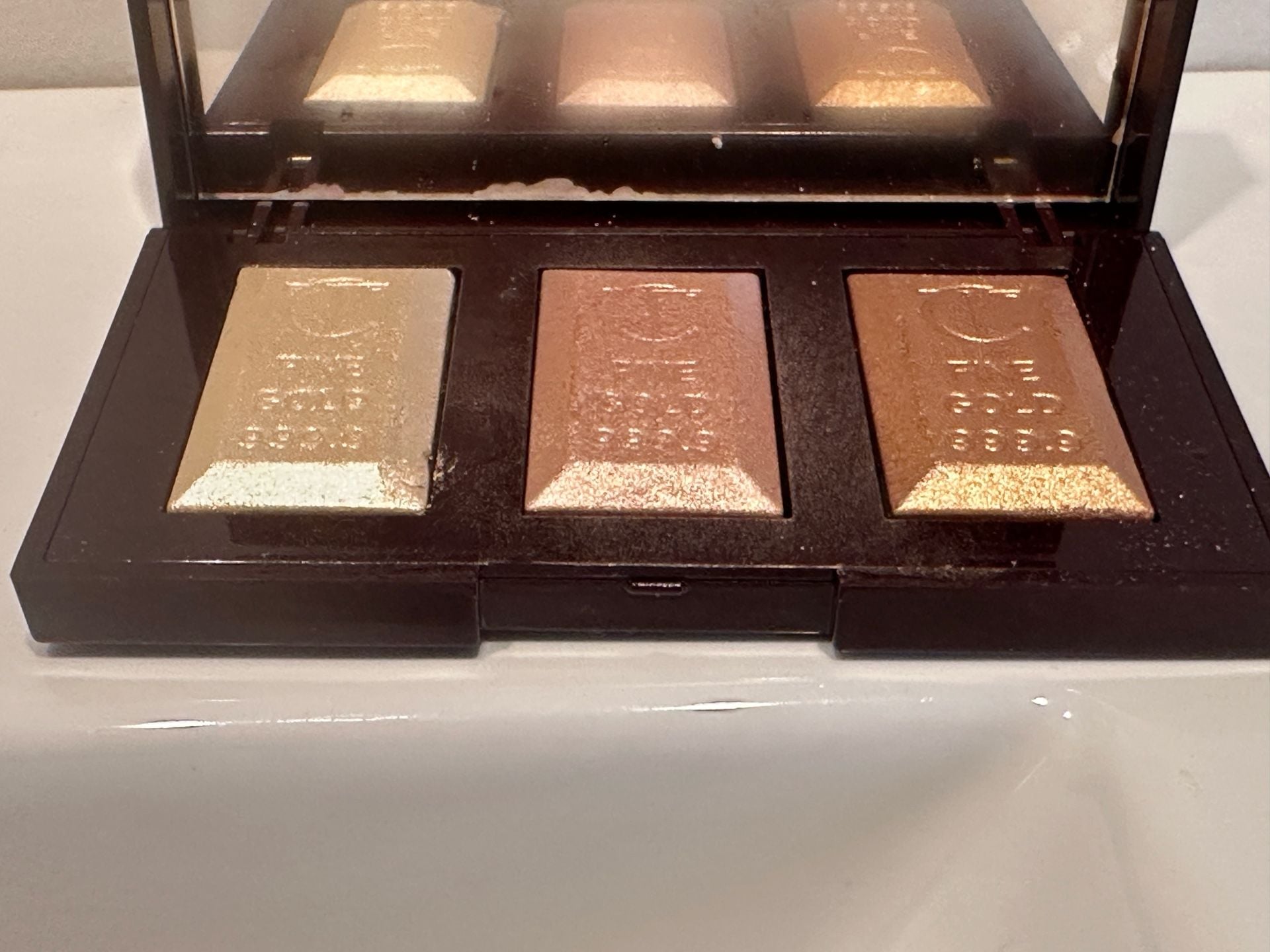 Charlotte Tilbury Bar of Gold Palette 5