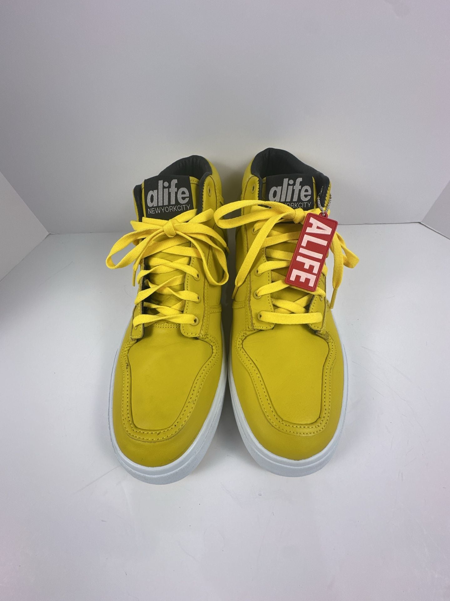 Alife Everybody Mid Pro Leather Yellow Sneakers Mens Size US 13 Deadstock New 2