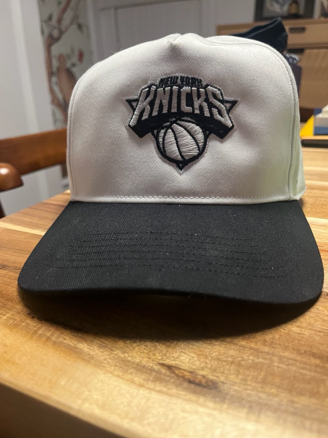 New York Knicks '47 White and Black Hitch Adjustable Hat 3