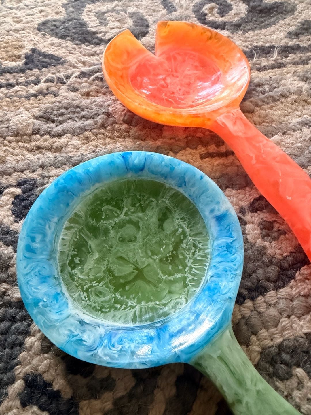 GAURI KOHLI Hawaii Salad Servers 2 Piece Set 3