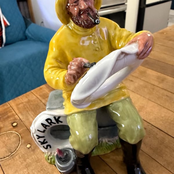 Vintage Royal Doulton The Boatman Figurine HN2417