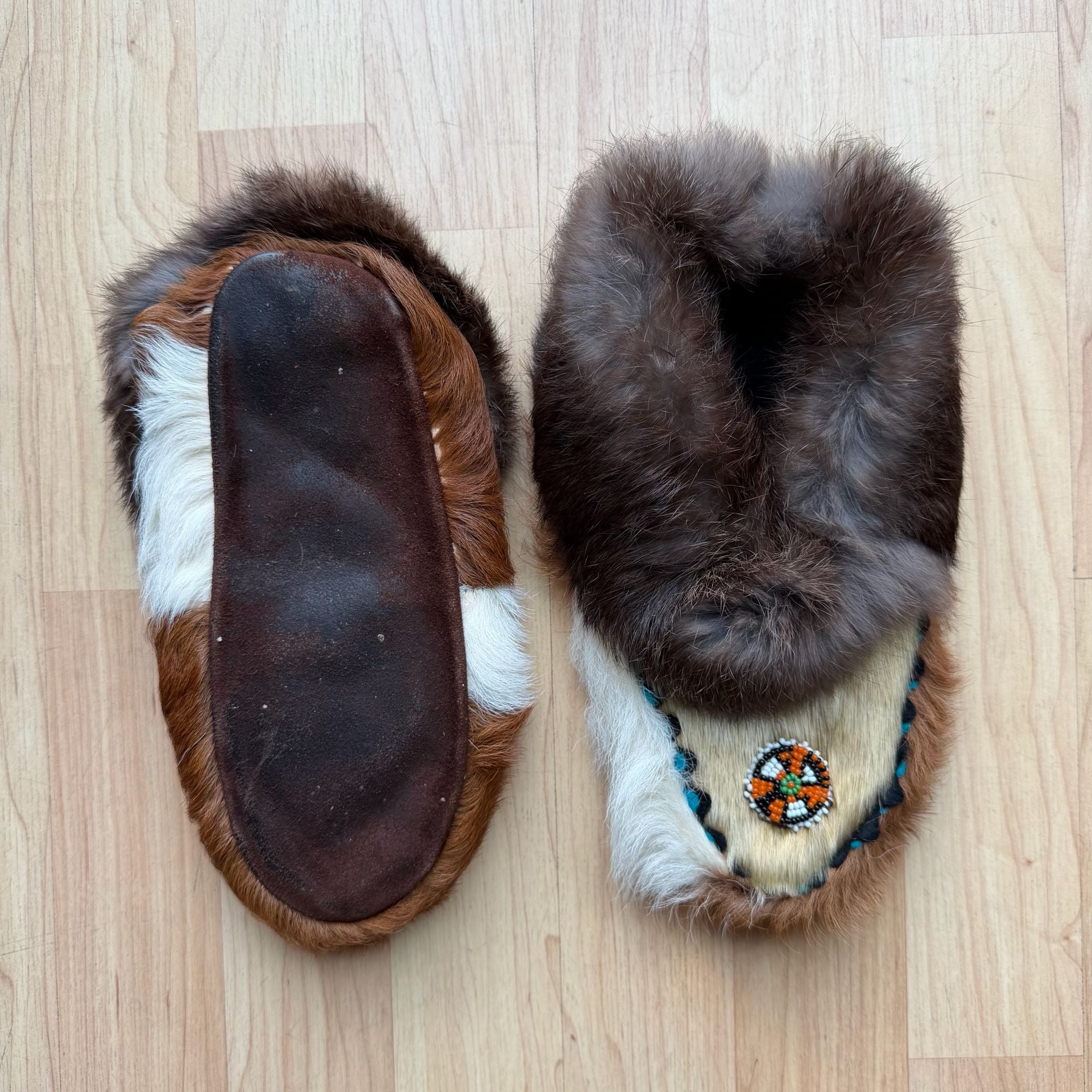 Vintage Native Handmade Fur Hair and Leather Moccasin Slippers 7- 7.5 3