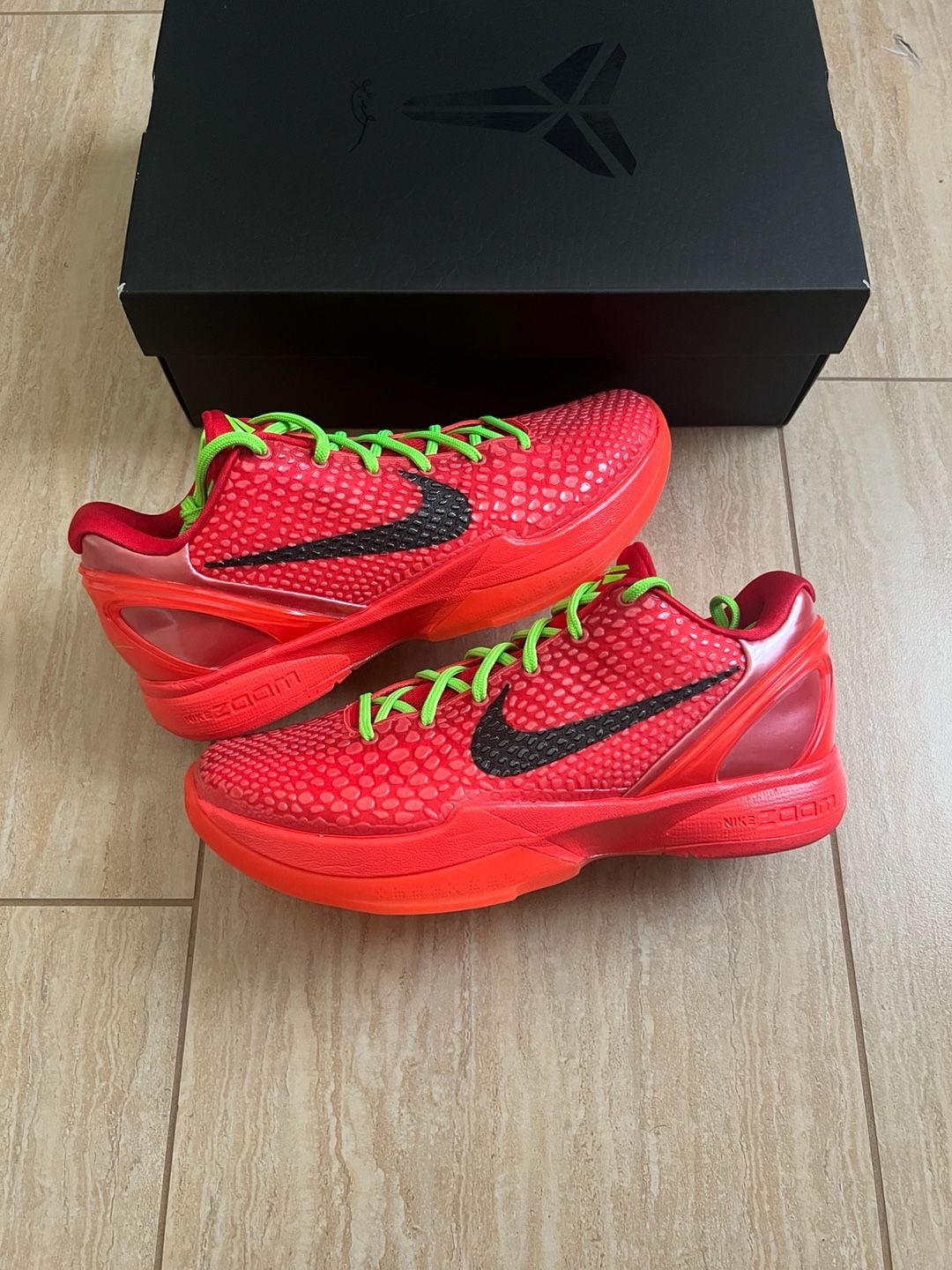 Nike Zoom Kobe 6 Protro Reverse Grinch Basketball Shoes Size 8.5 2