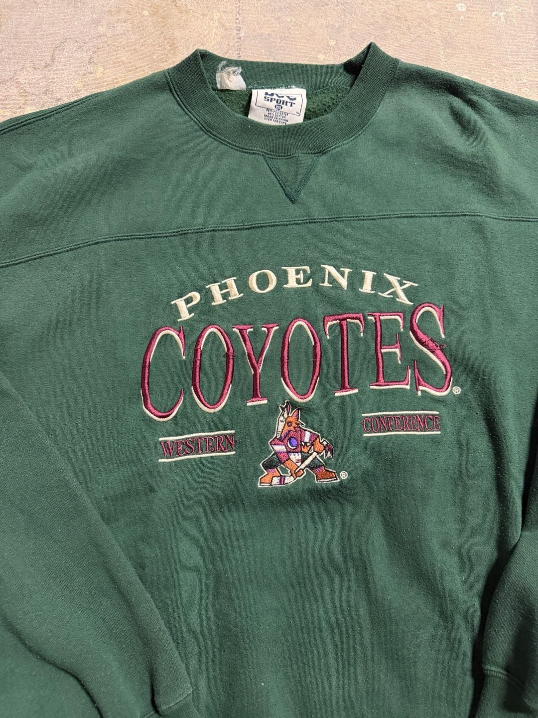 Vintage 90s Lee Sport Phoenix Coyotes NHL Hockey Embroidered Crewneck Sweatshirt XXL 3