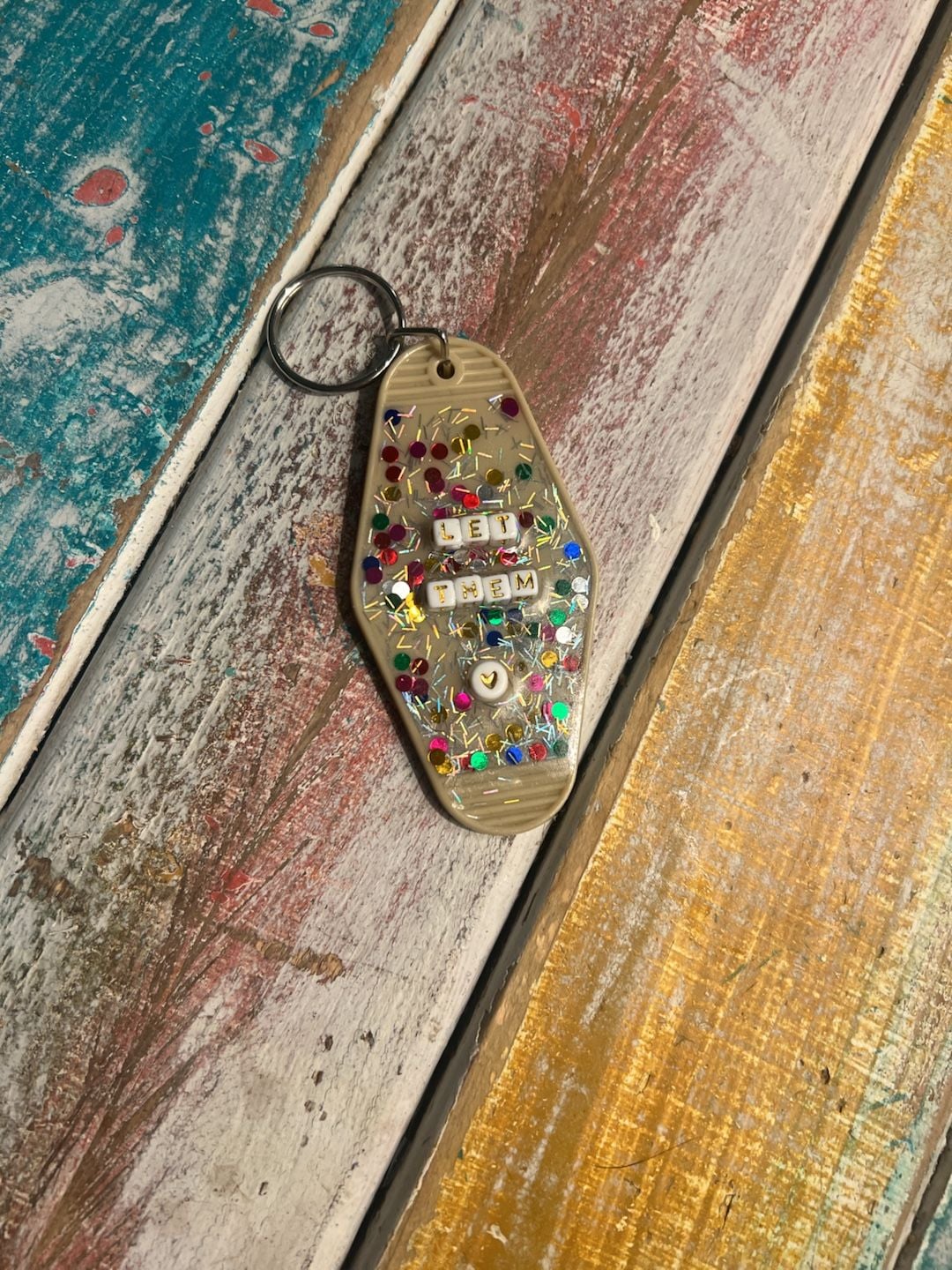Jeweled Motel Keychains, Bougie Keyring, 1