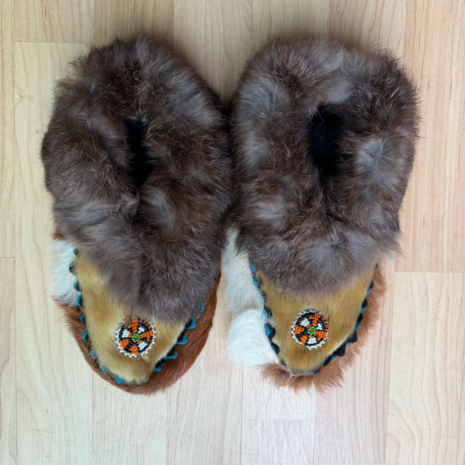 Vintage Native Handmade Fur Hair and Leather Moccasin Slippers 7- 7.5 5
