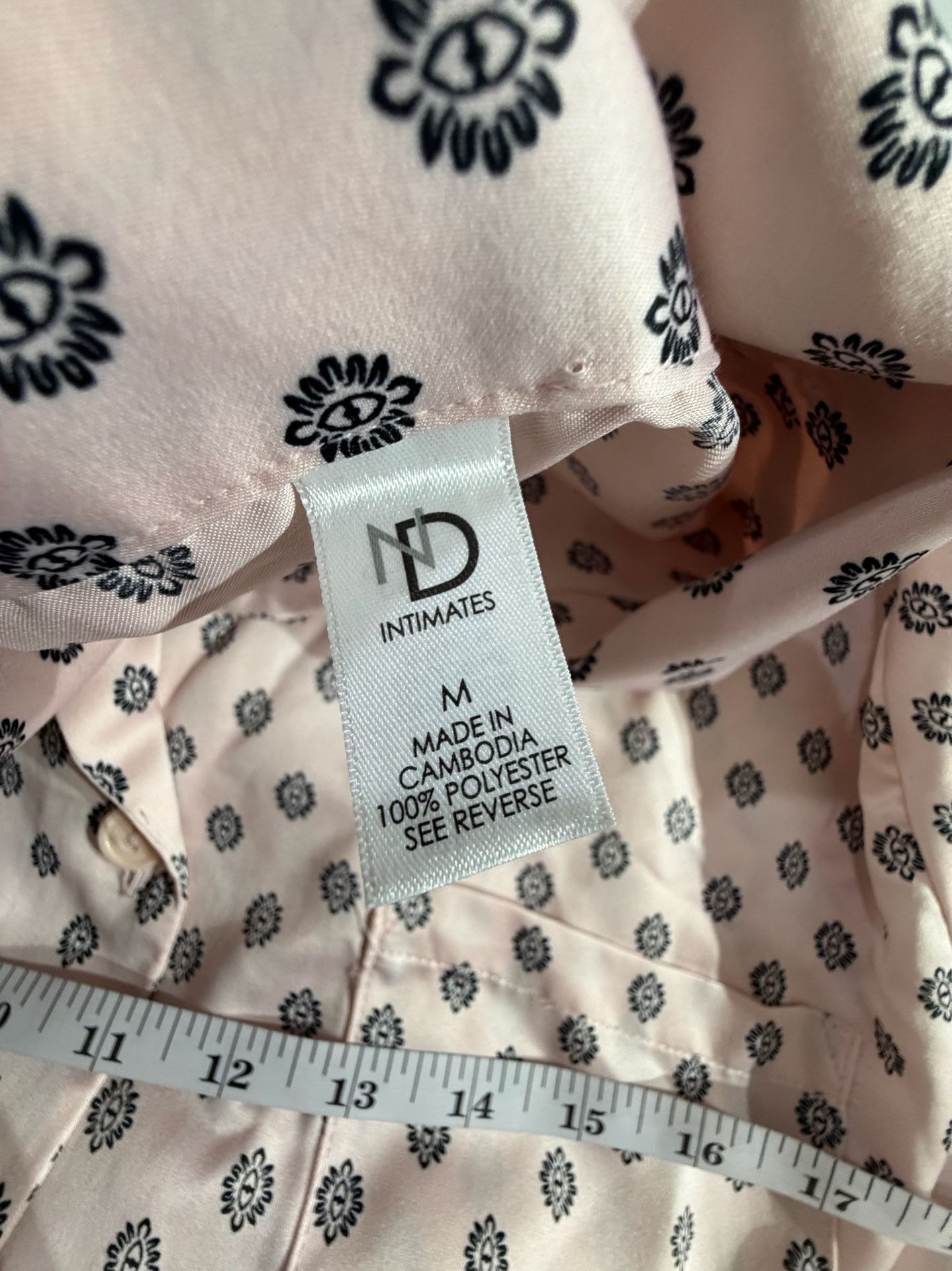 ND Intimates Pink Evil Eye Print Satin Pajama Set Shirt Shorts Womens M 7
