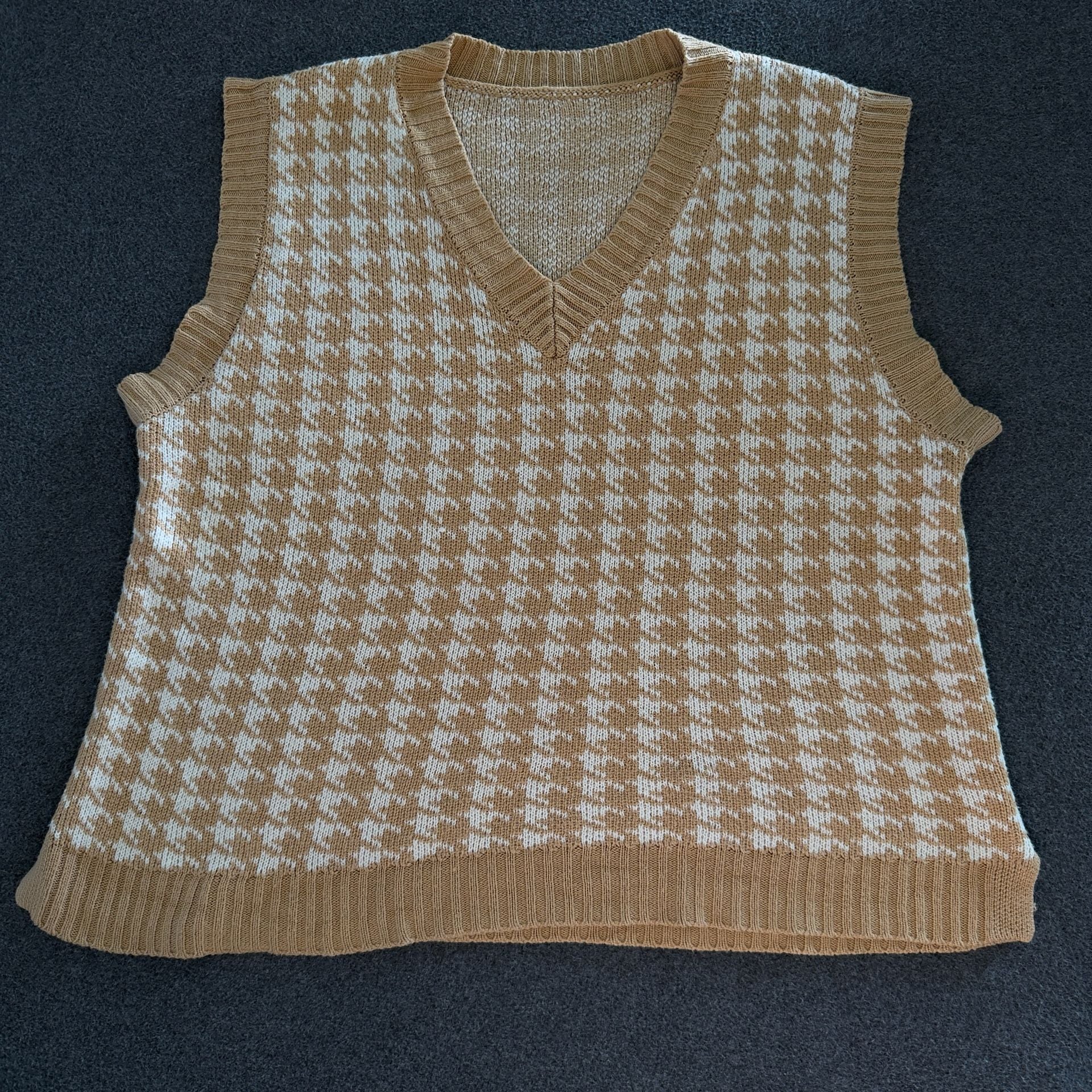 Unbranded Women's Brown and White Houndstooth V-Neck Knitted Sweater Vest Size M 2