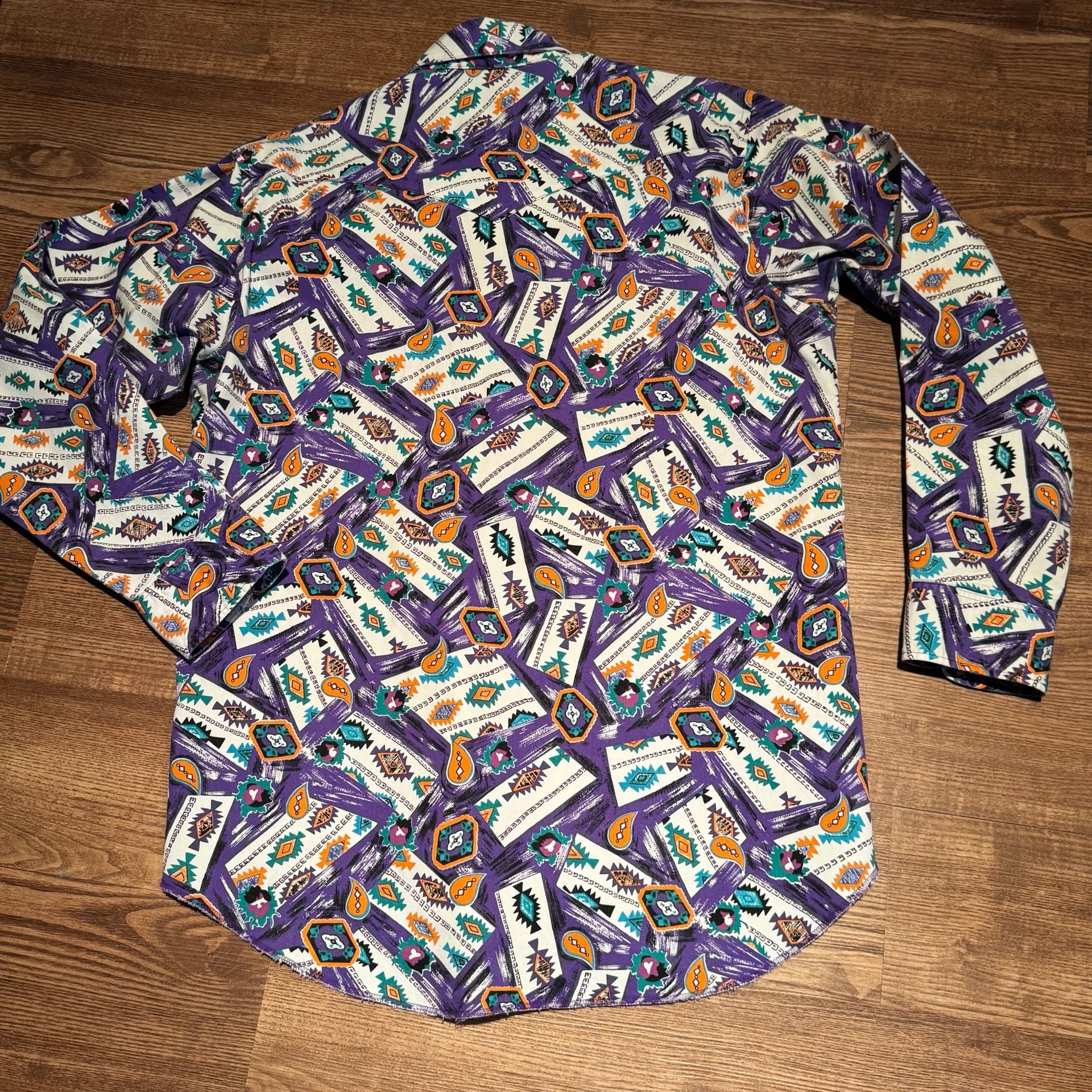 Vintage Wrangler Cowboy Cut XL Tall Western Aztec Geometric Pearl Snap Shirt 16½ 35 7
