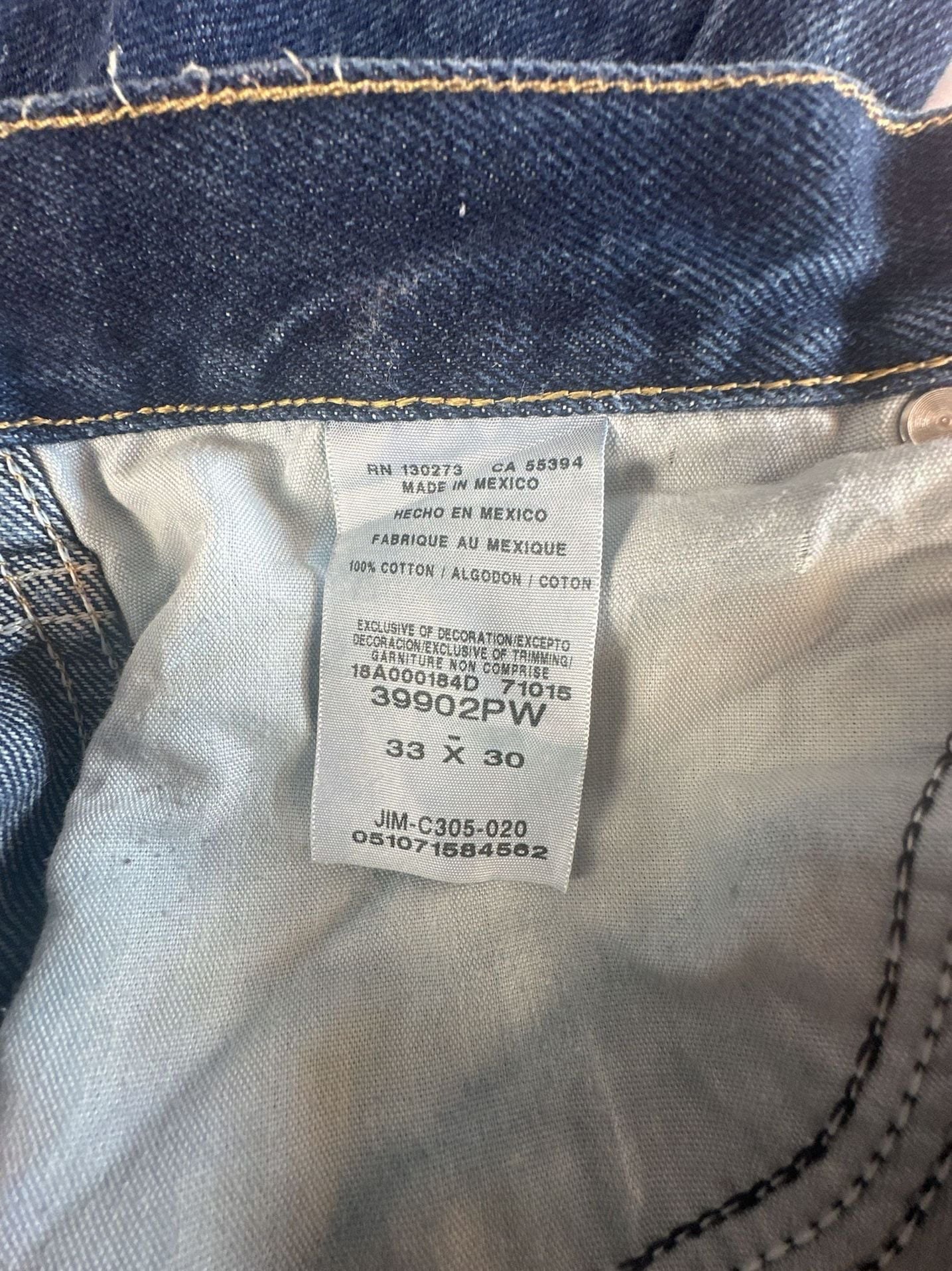 Wrangler Rugged Wear Classic Fit Jeans Mens 33x30 Prewashed Denim 39902PW
3