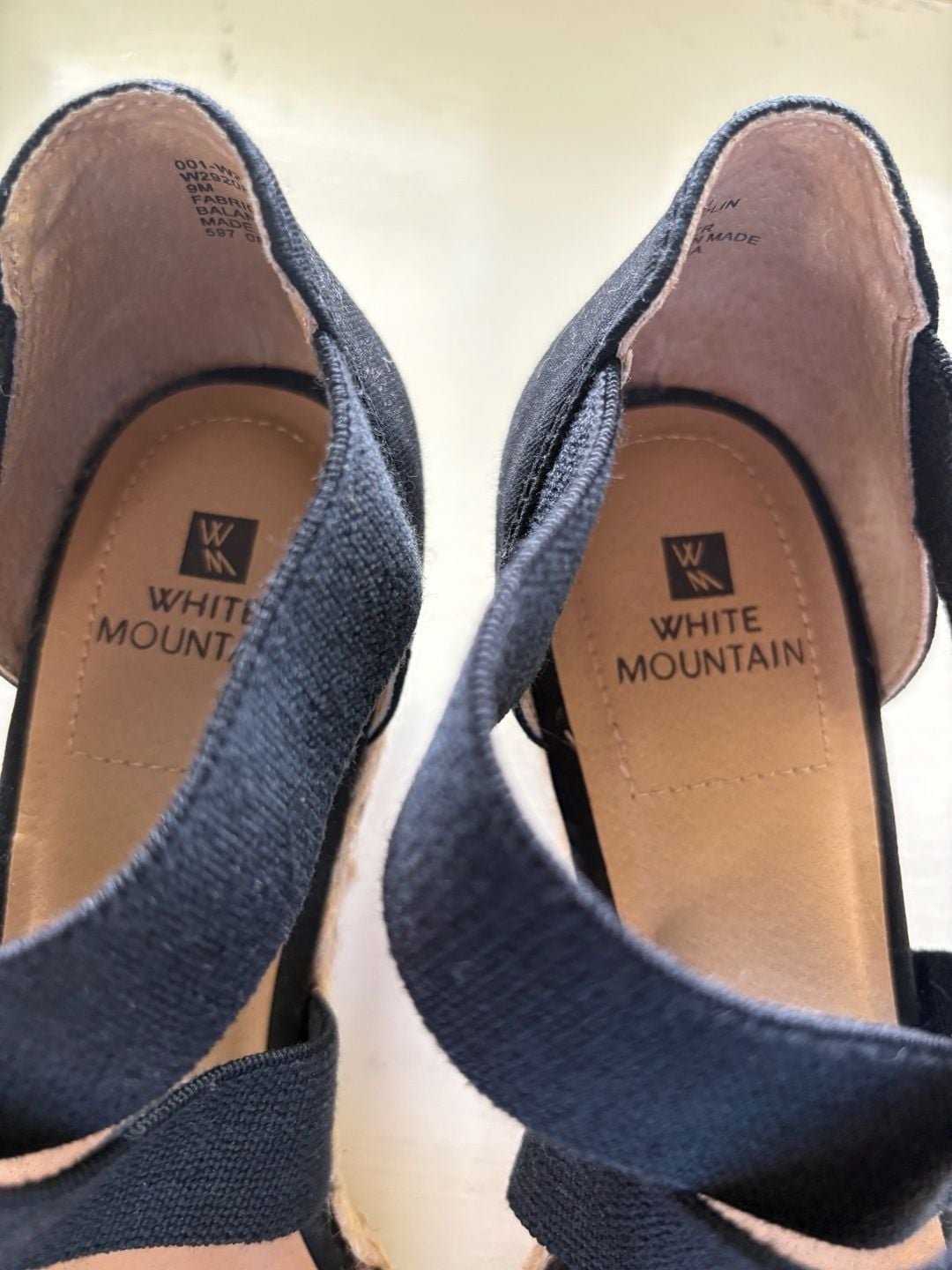 White Mountain Black Canvas Espadrille Wedge Sandals, Sz 8M 7
