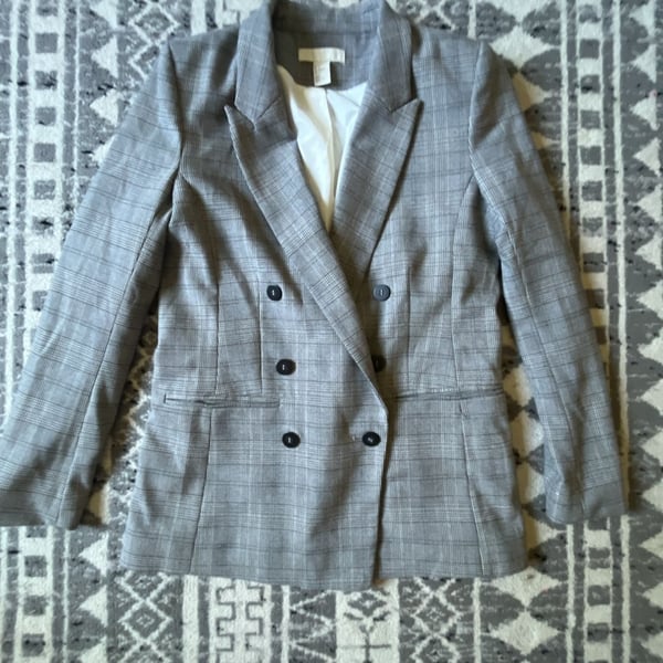 H&M Womens gray tan plaid double breasted blazer fall winter jacket buttons pockets size 6 small