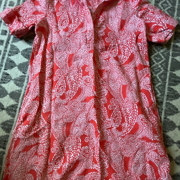 Chicos orange & white paisley linen dress Half sleeve size 8