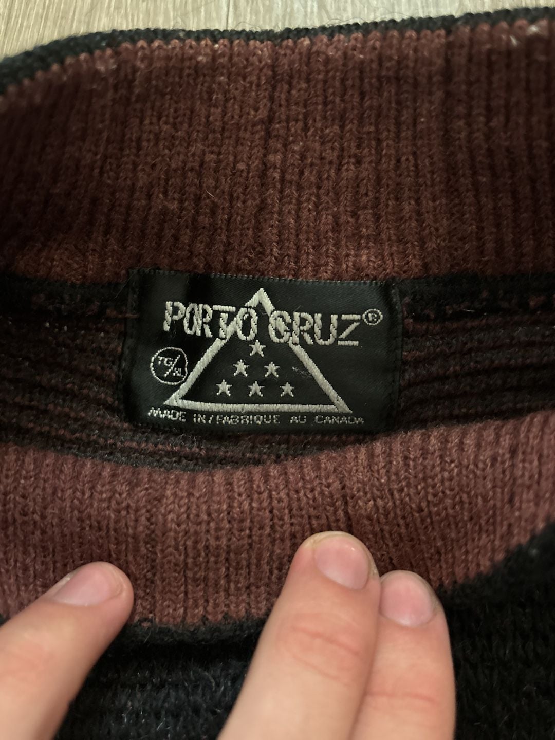 Vintage Porto Cruz Highlands Crest Knit Sweater Black Red Size TG/XL 4