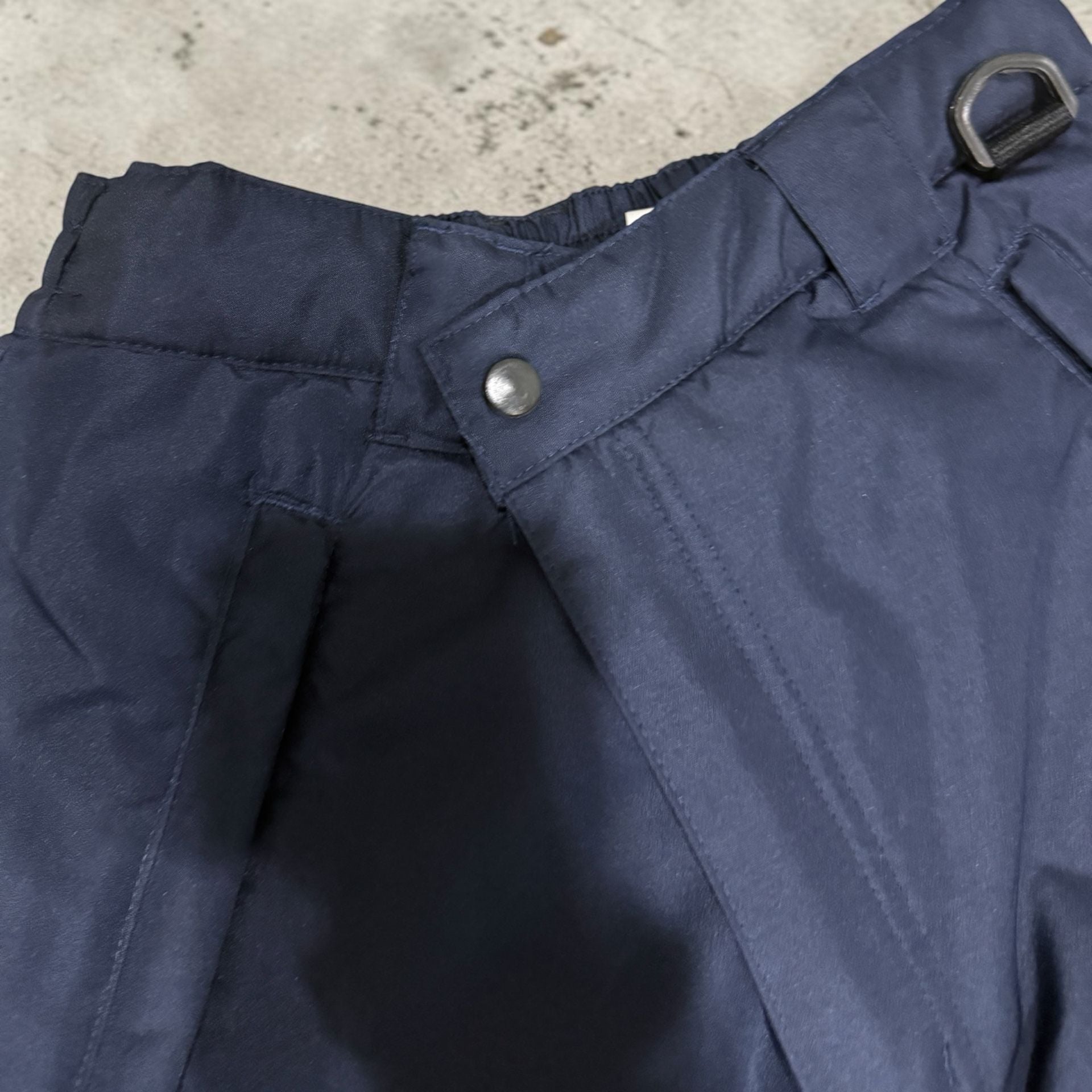 Arctic Quest Men's Snow Sports Cargo Pants in Charcoal, Size Small 10
