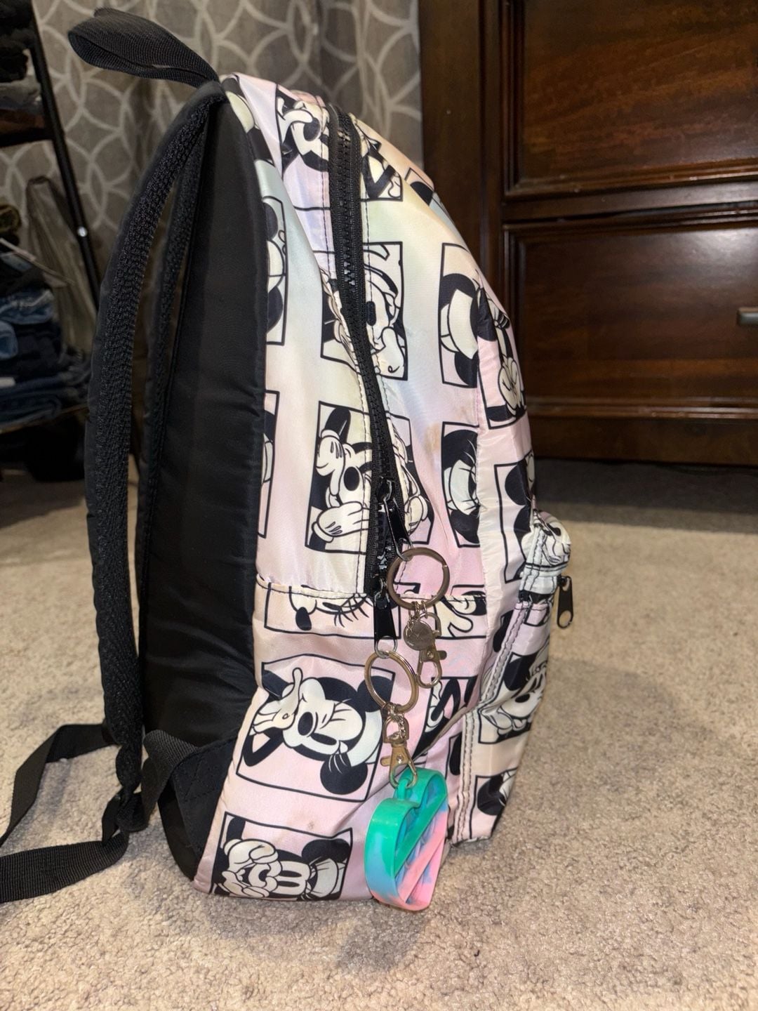 Disney Minnie Mouse Bioworld Pink Rainbow Expressions Backpack 3
