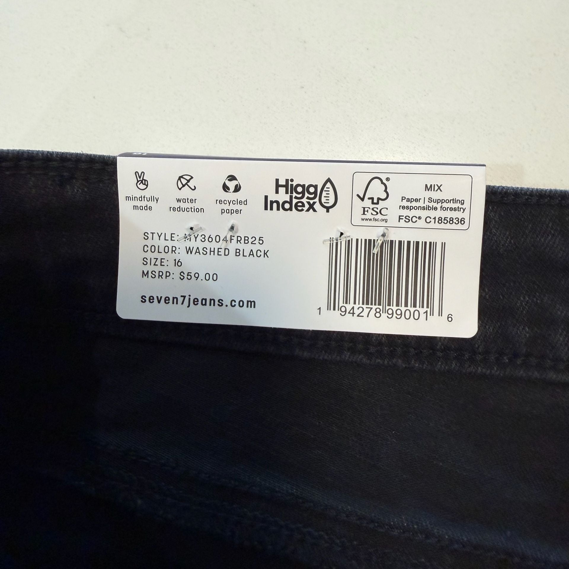 Seven7 Women's Relaxed Bermuda Mid Rise Denim Shorts Washed Black Size 16 7