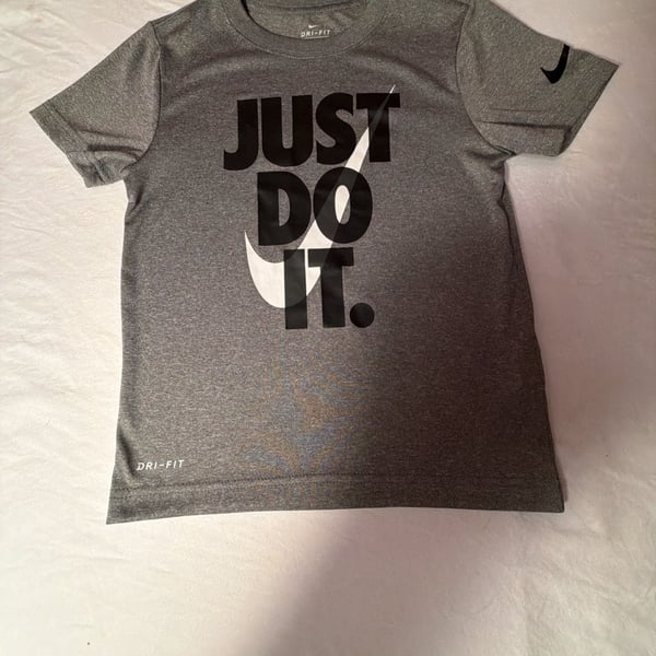 Nike Dri-Fit Just Do It T-Shirt, Size 6