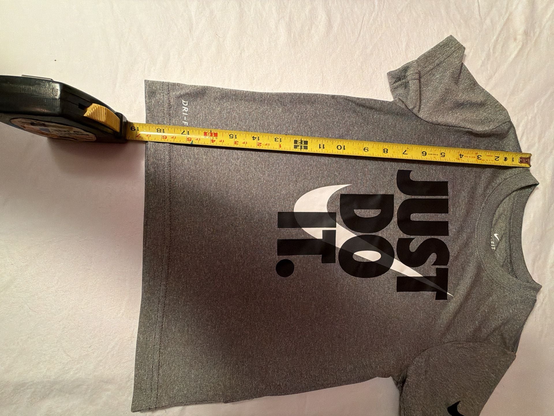 Nike Dri-Fit Just Do It T-Shirt, Size 6 7