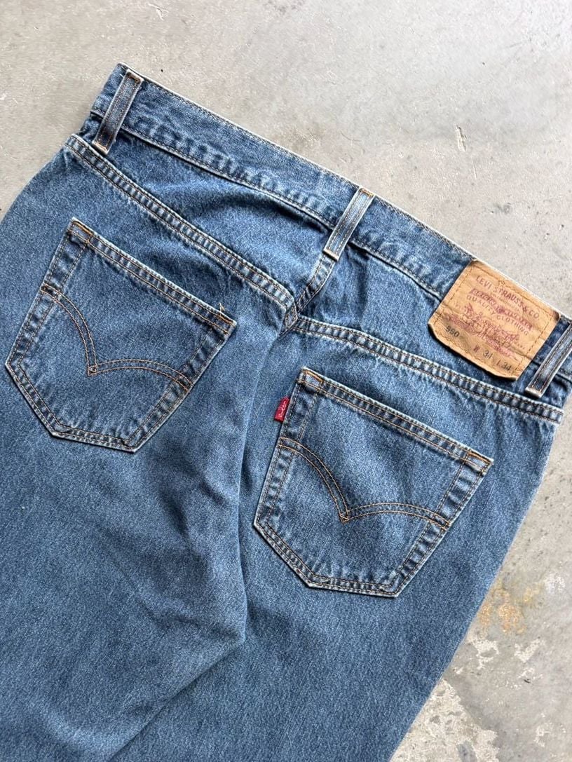 Vintage Y2K Faded Levi's 550 Jeans Men's Size 34x34 Straight Leg Denim Jeans 8