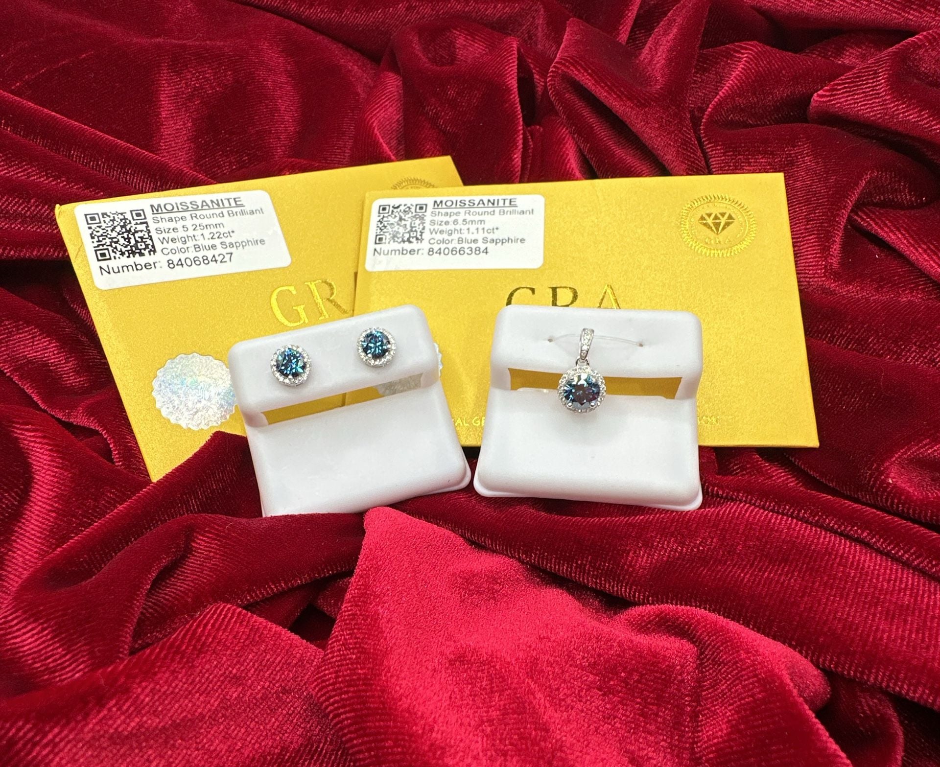 New 925 Sterling Silver Blue Sapphire Pendant & Stud Earrings Set 1