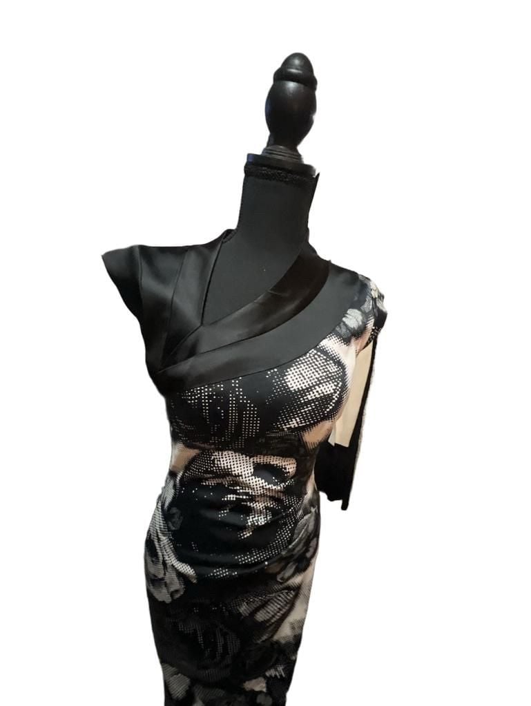 Karen Millen Black and White Floral Print Pencil Dress 3