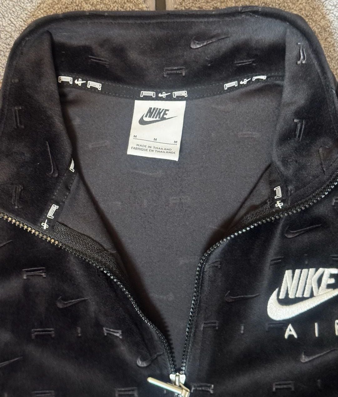 Nike Air Velour 1/4-Zip Long-Sleeve Top Black 1198 4
