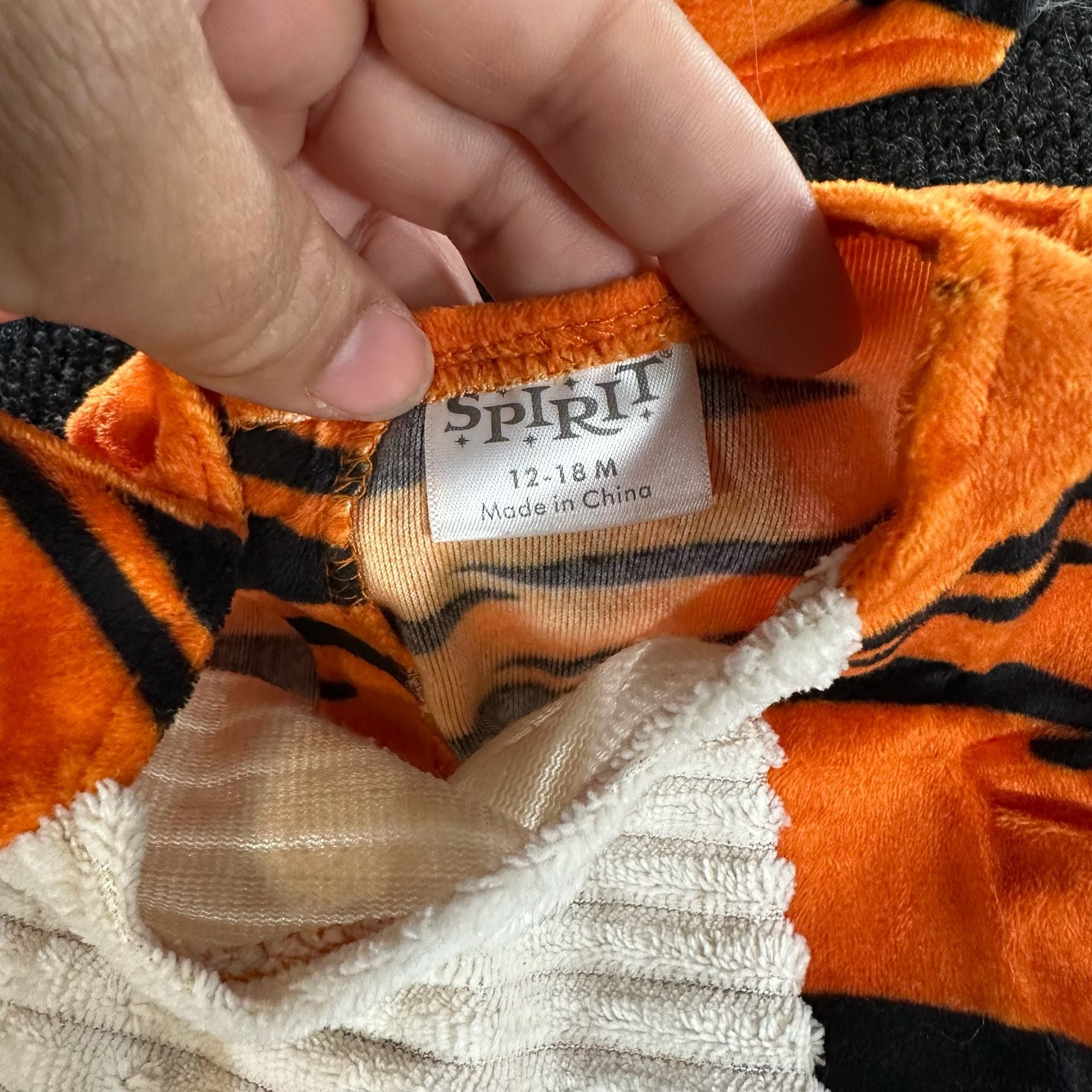 Spirit Halloween Lil Tiger Infant Costume Size 12-18 Months 9