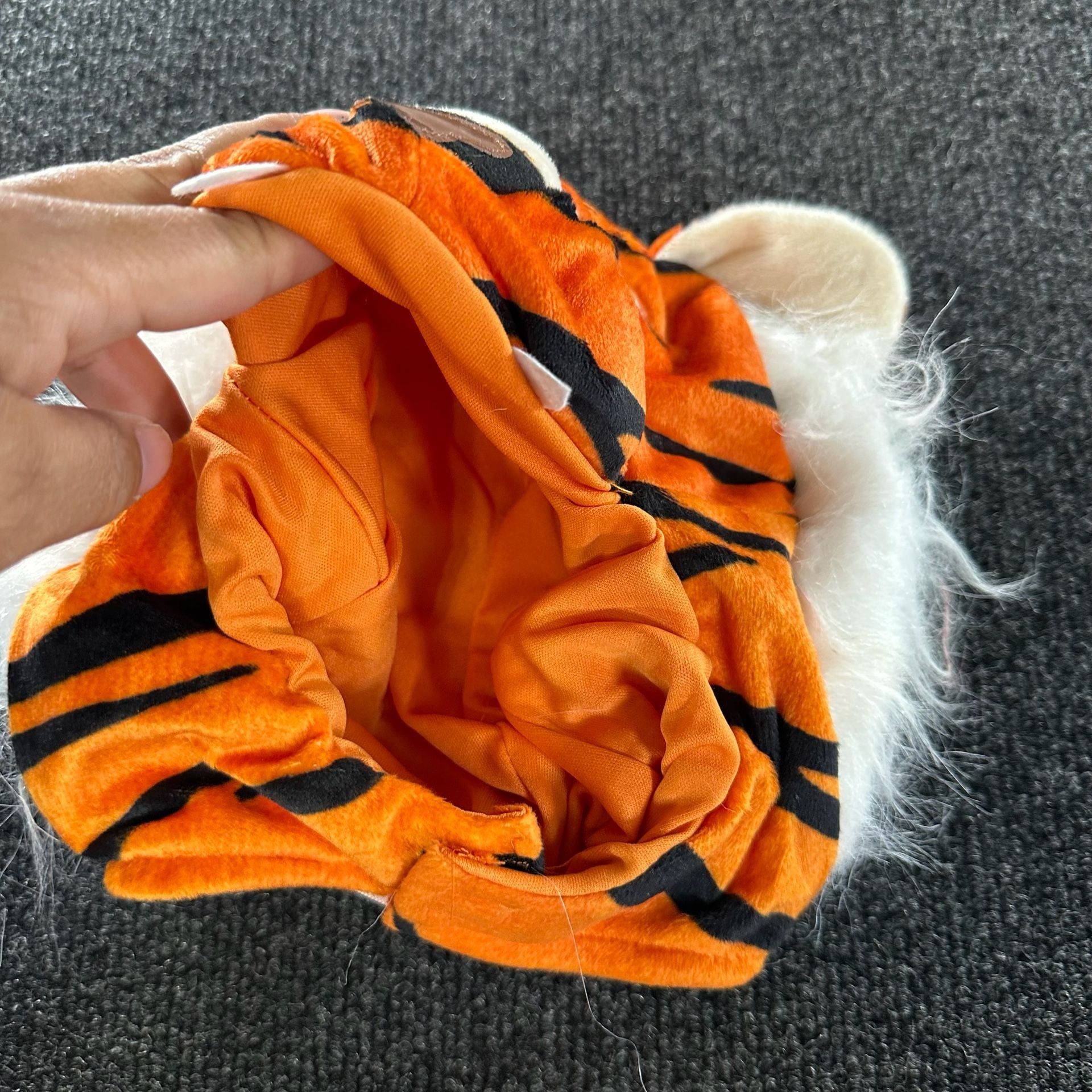 Spirit Halloween Lil Tiger Infant Costume Size 12-18 Months 10