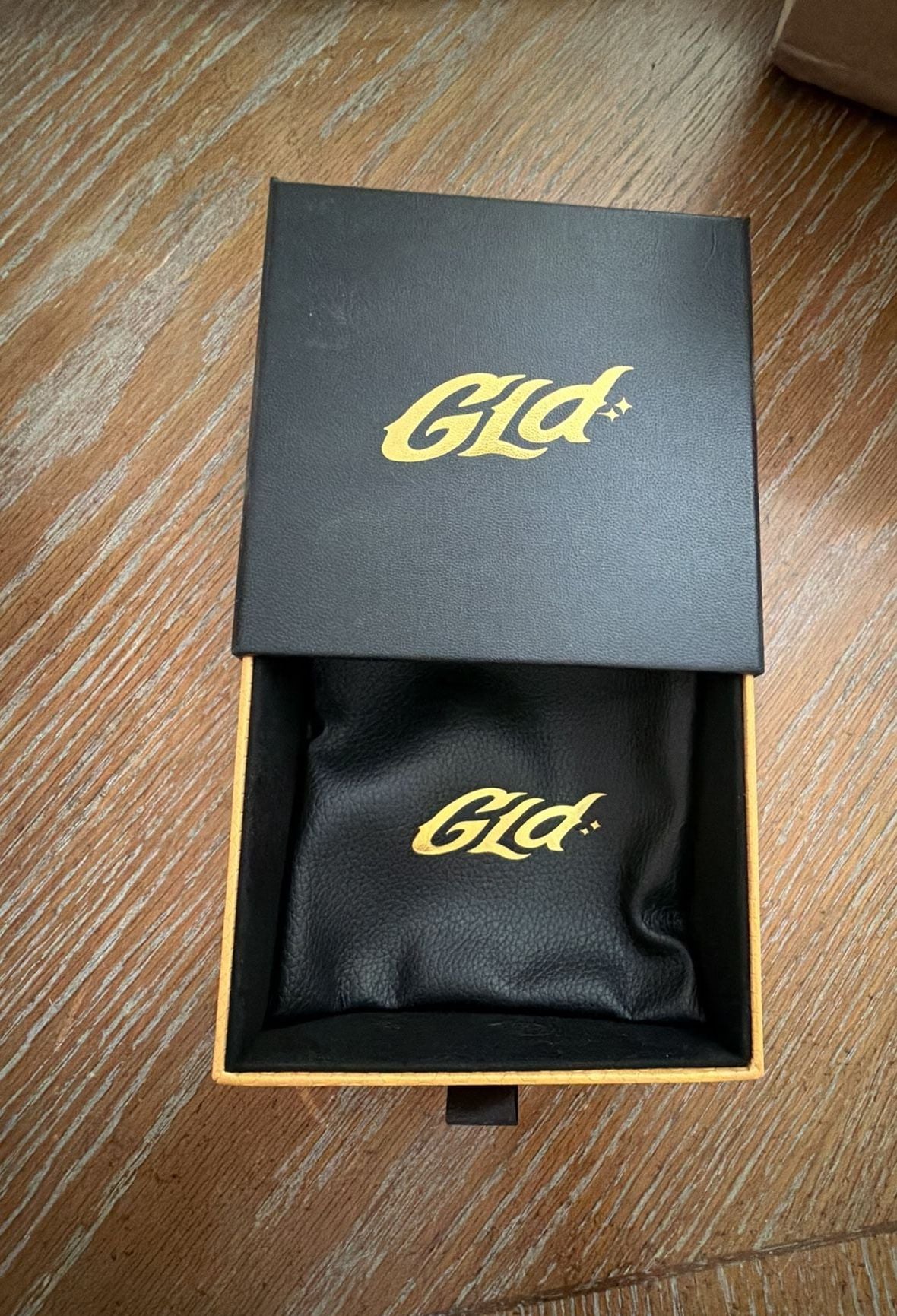 The GLD Shop Silver Chain Bundle Set with Box and Pouch 2