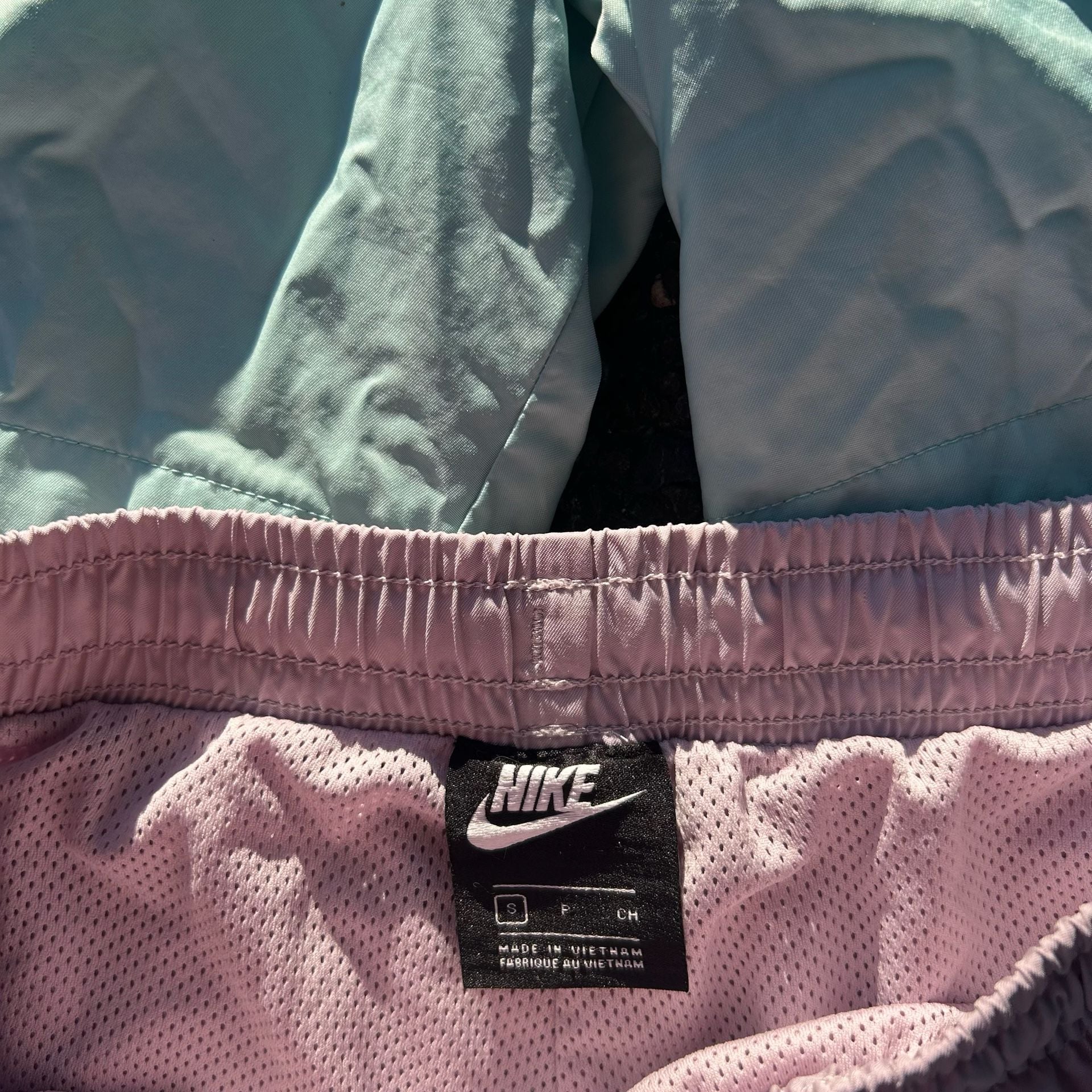 Nike Sportswear Club Woven Lined Flow Shorts Lot of 4 Colors Size S 4