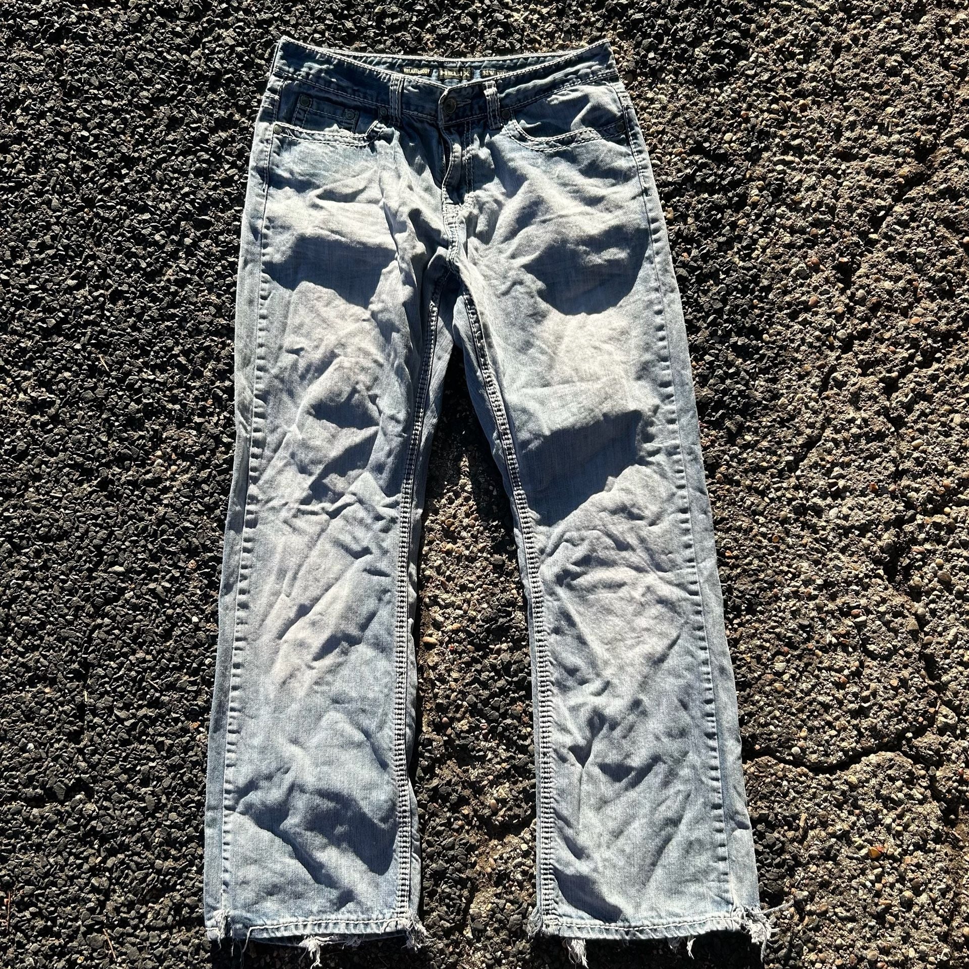 Helix Relaxed Bootcut Jeans Distressed Iron Cross Pocket Light Wash 32x32 3