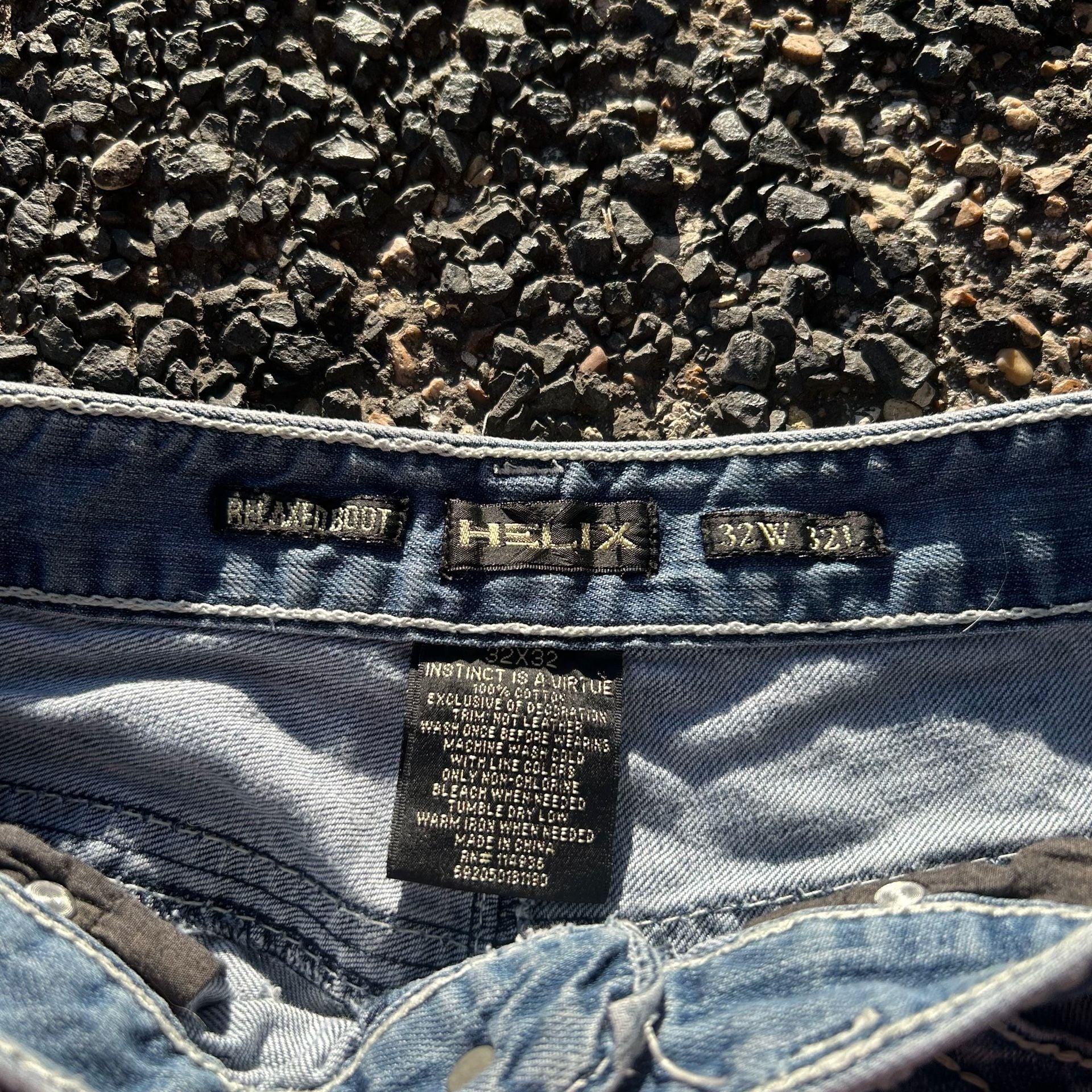 Helix Relaxed Bootcut Jeans Distressed Iron Cross Pocket Light Wash 32x32 5
